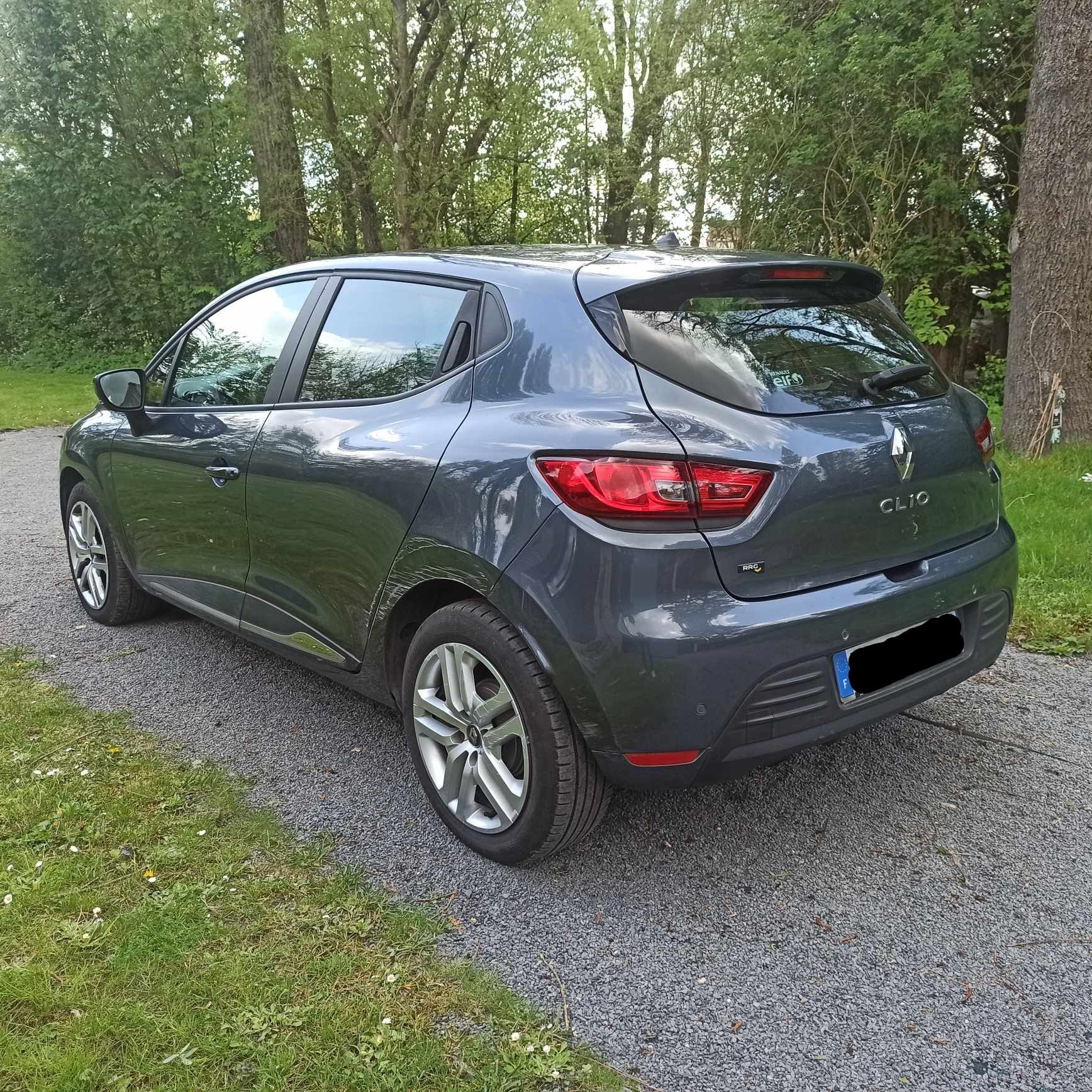 Renault Clio avec GPS