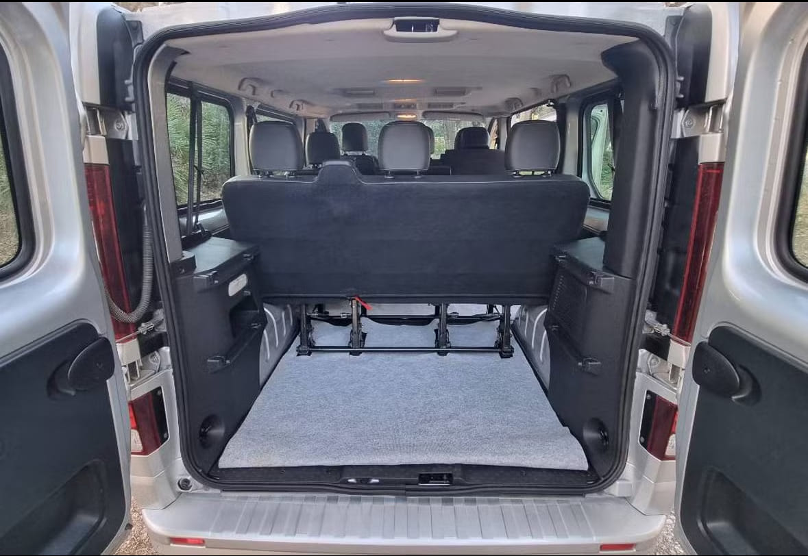 Opel Vivaro con GPS
