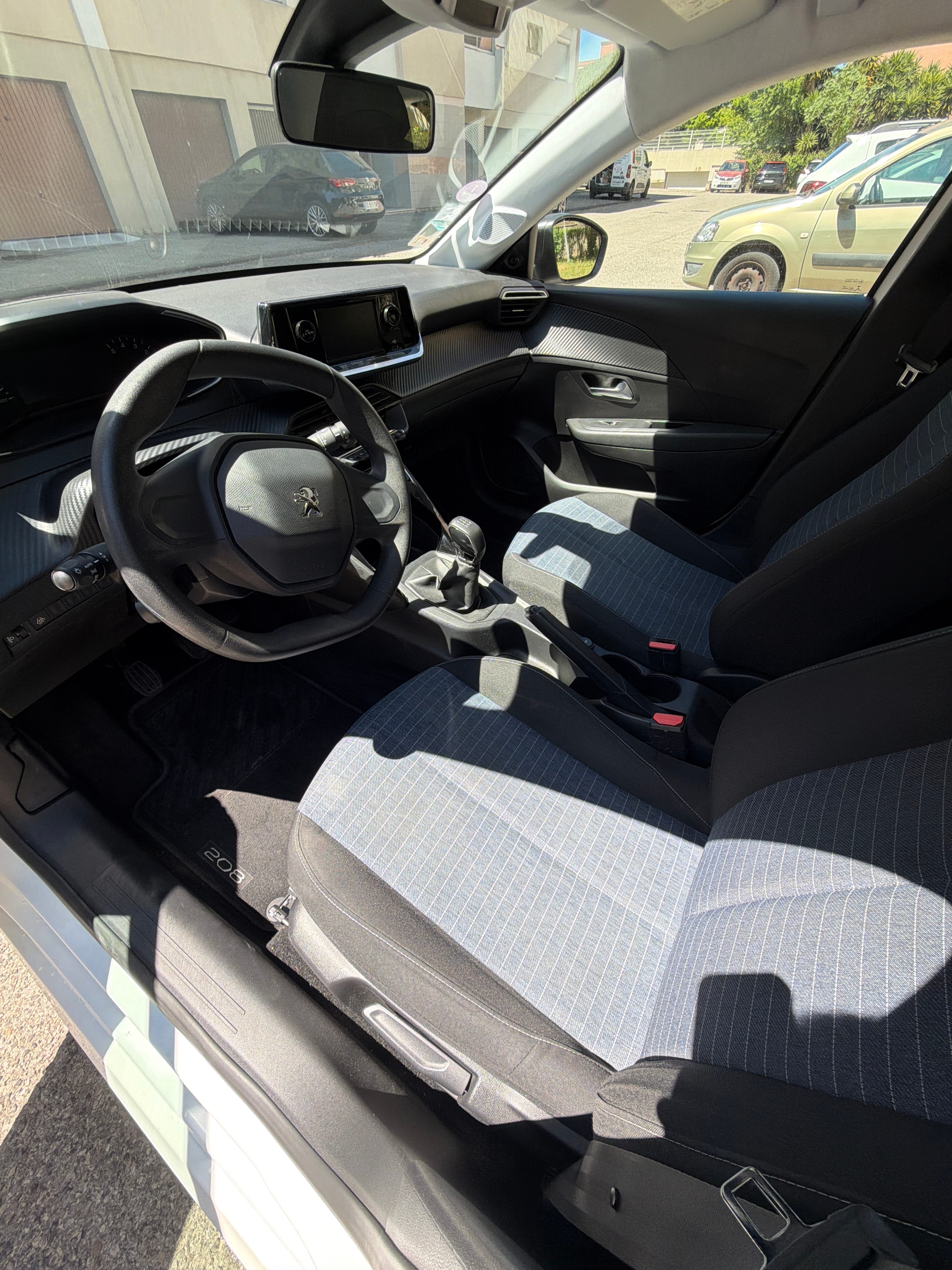 Peugeot 208 con Audio Bluetooth