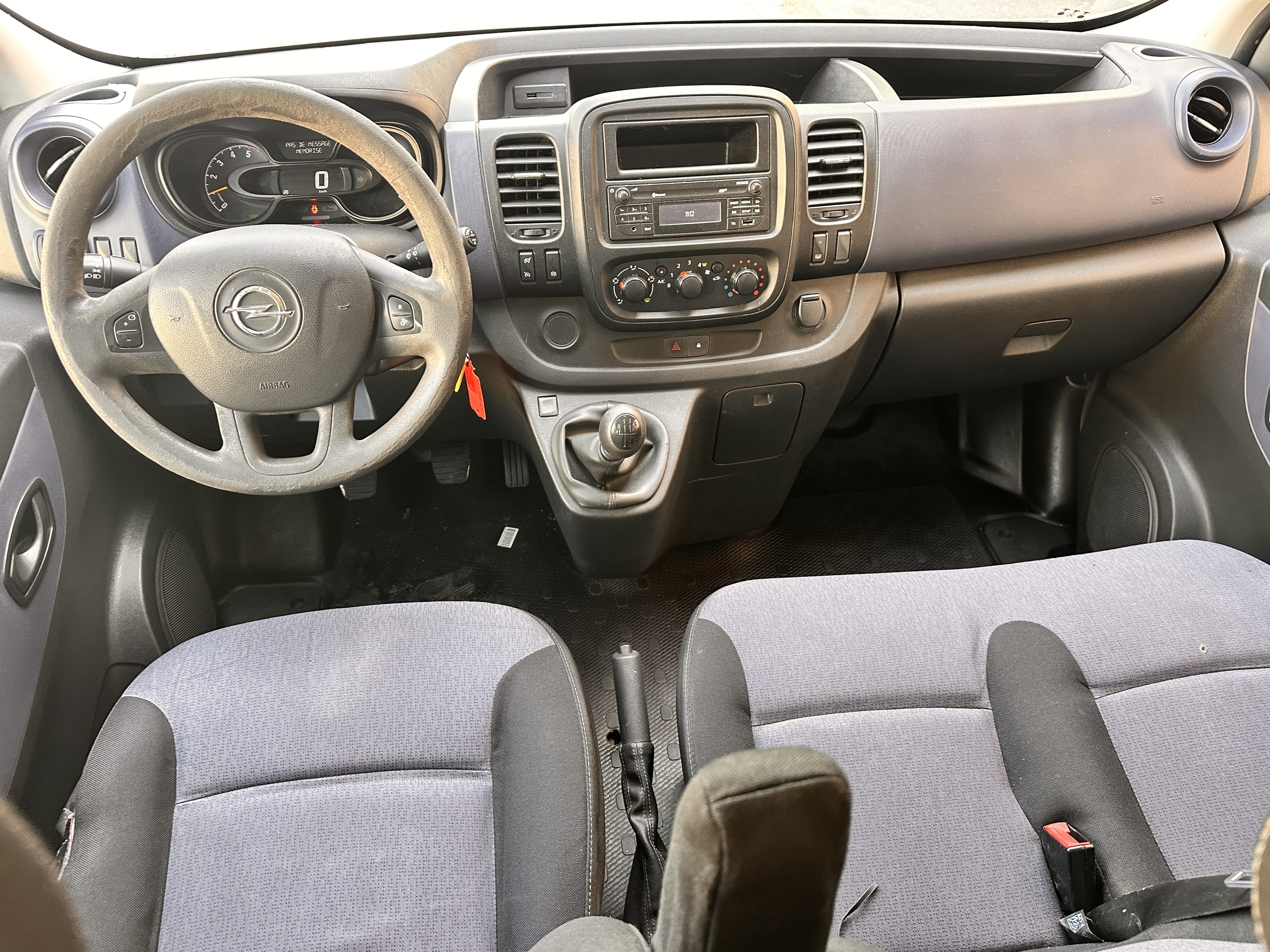 Opel Vivaro Combi avec Audio Bluetooth
