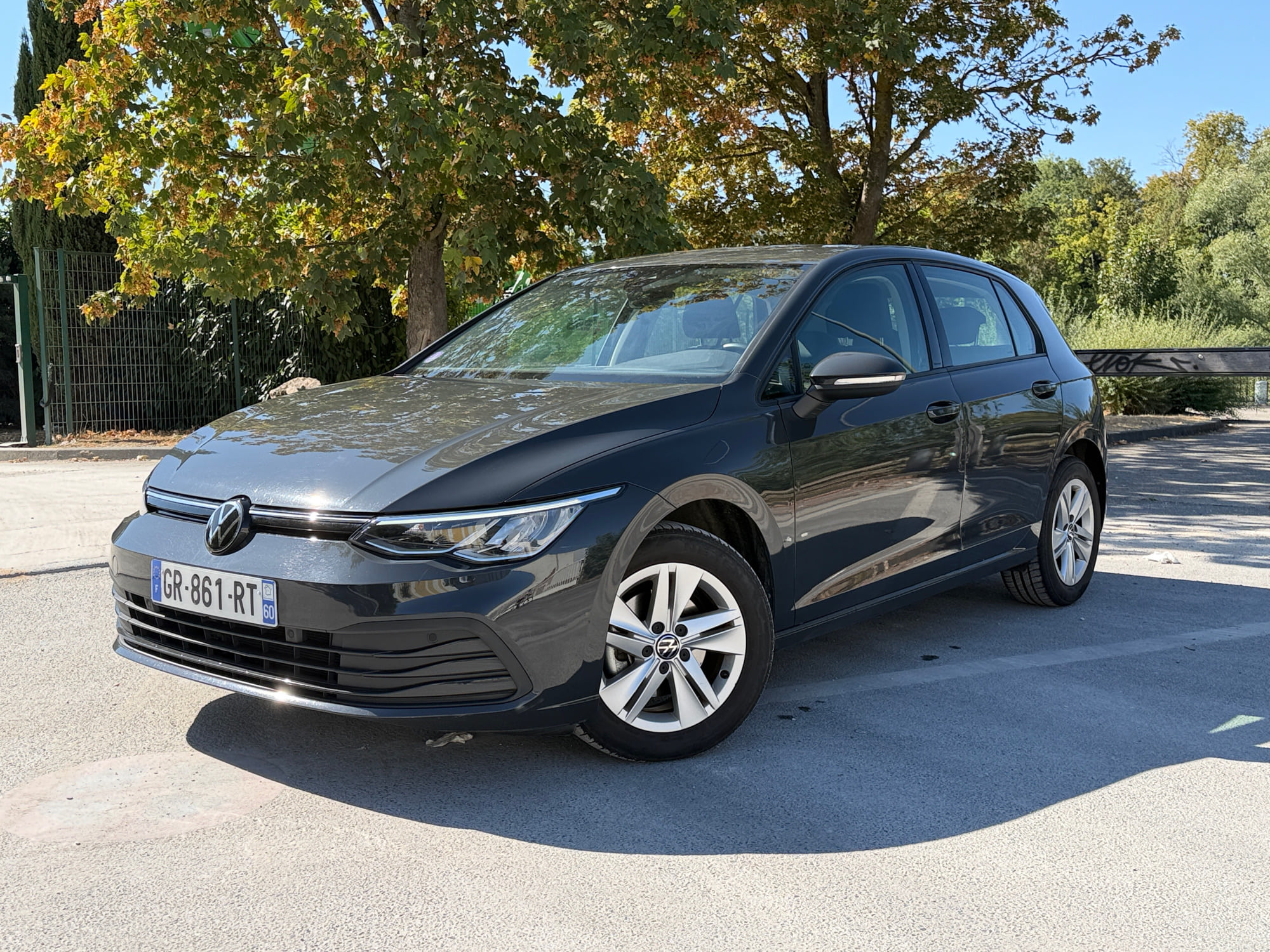 Volkswagen Golf, 2023, Essence 95 / Électrique (hybride), automatique