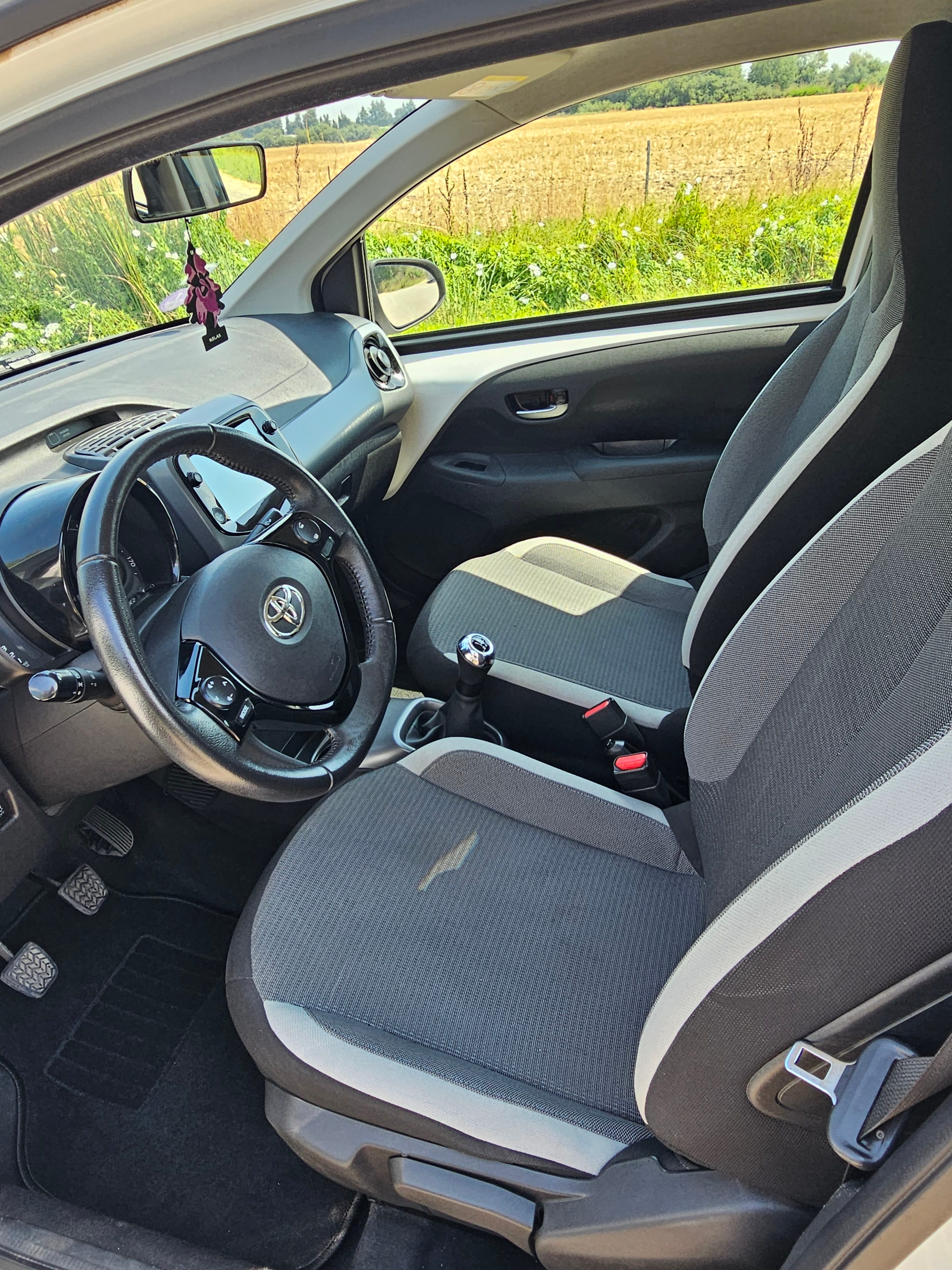 Toyota Aygo 1.0 VVT-i 72ch avec GPS