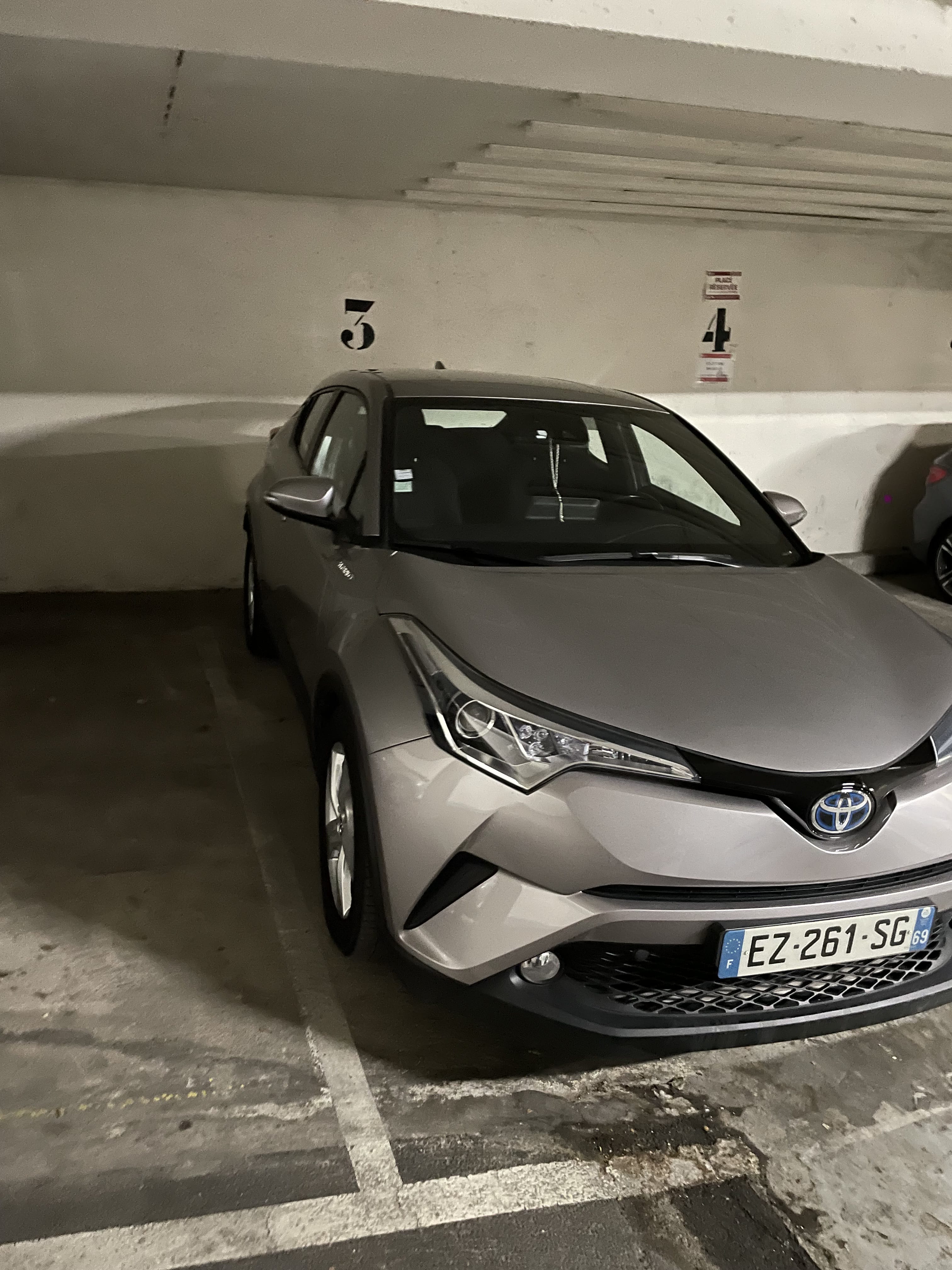 Toyota C-HR avec Climatisation