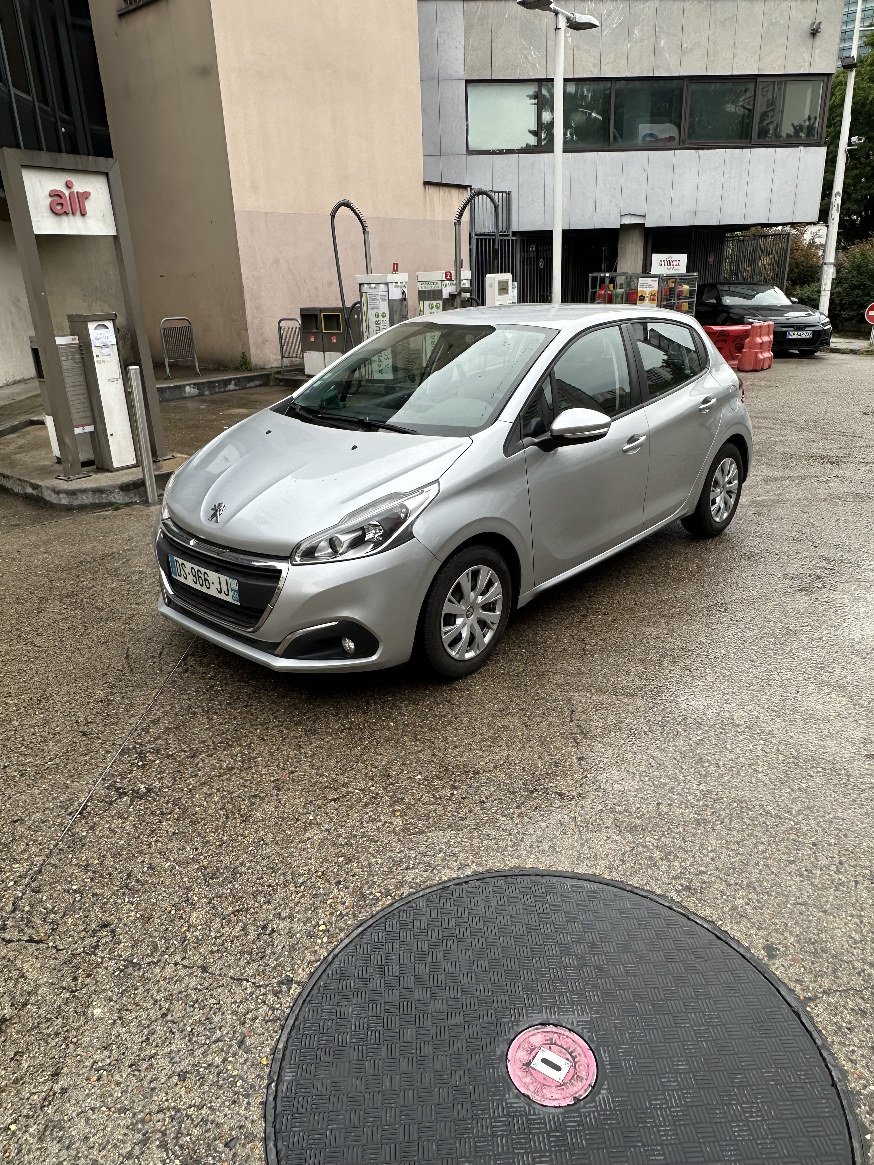Peugeot 208, 2015, Essence 95