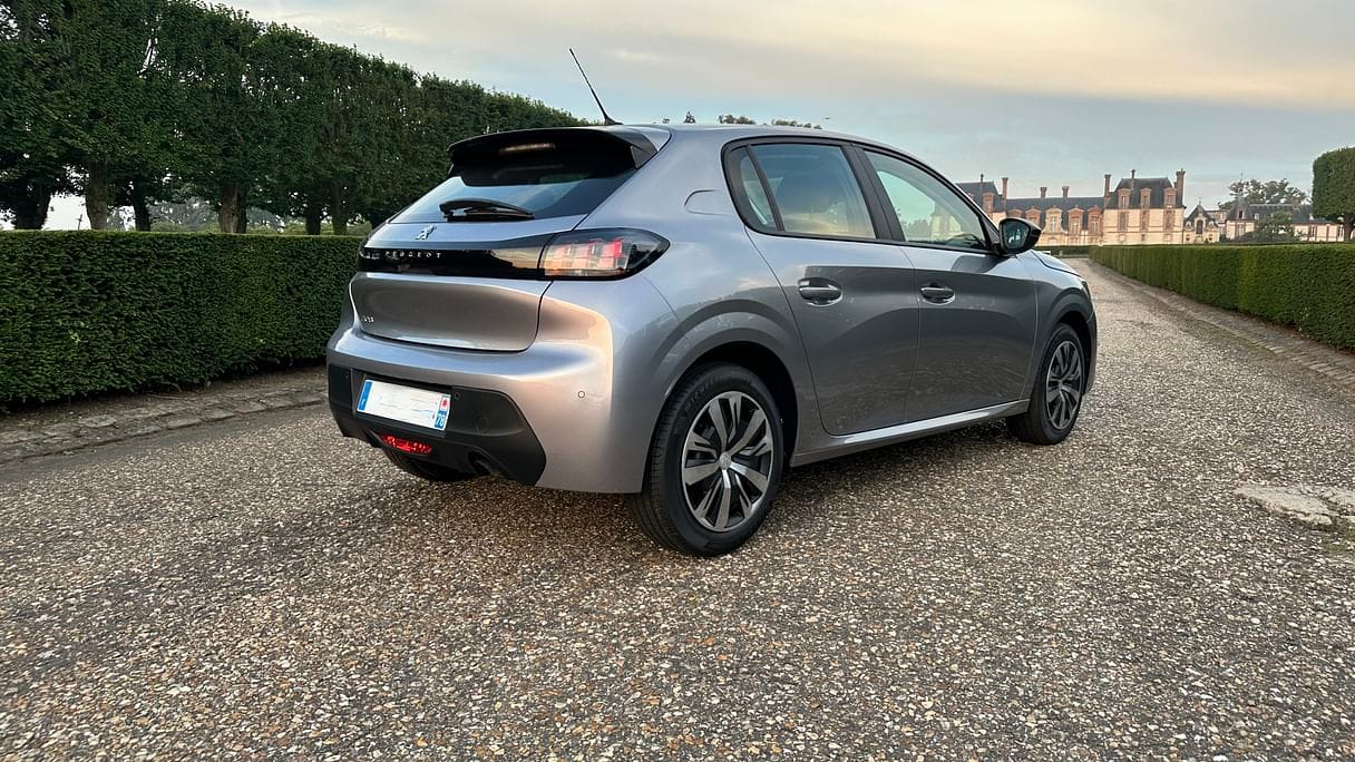 Peugeot 208 ACTIVE PACK PURETECH 75CH BVM avec GPS