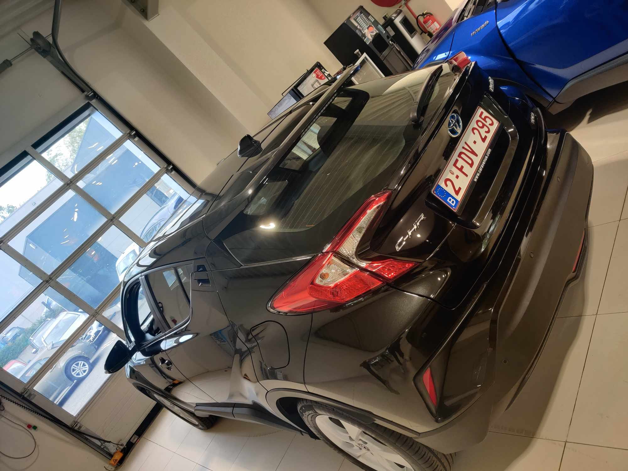 Toyota C-HR 1.8 Hybrid met Bluetooth audio