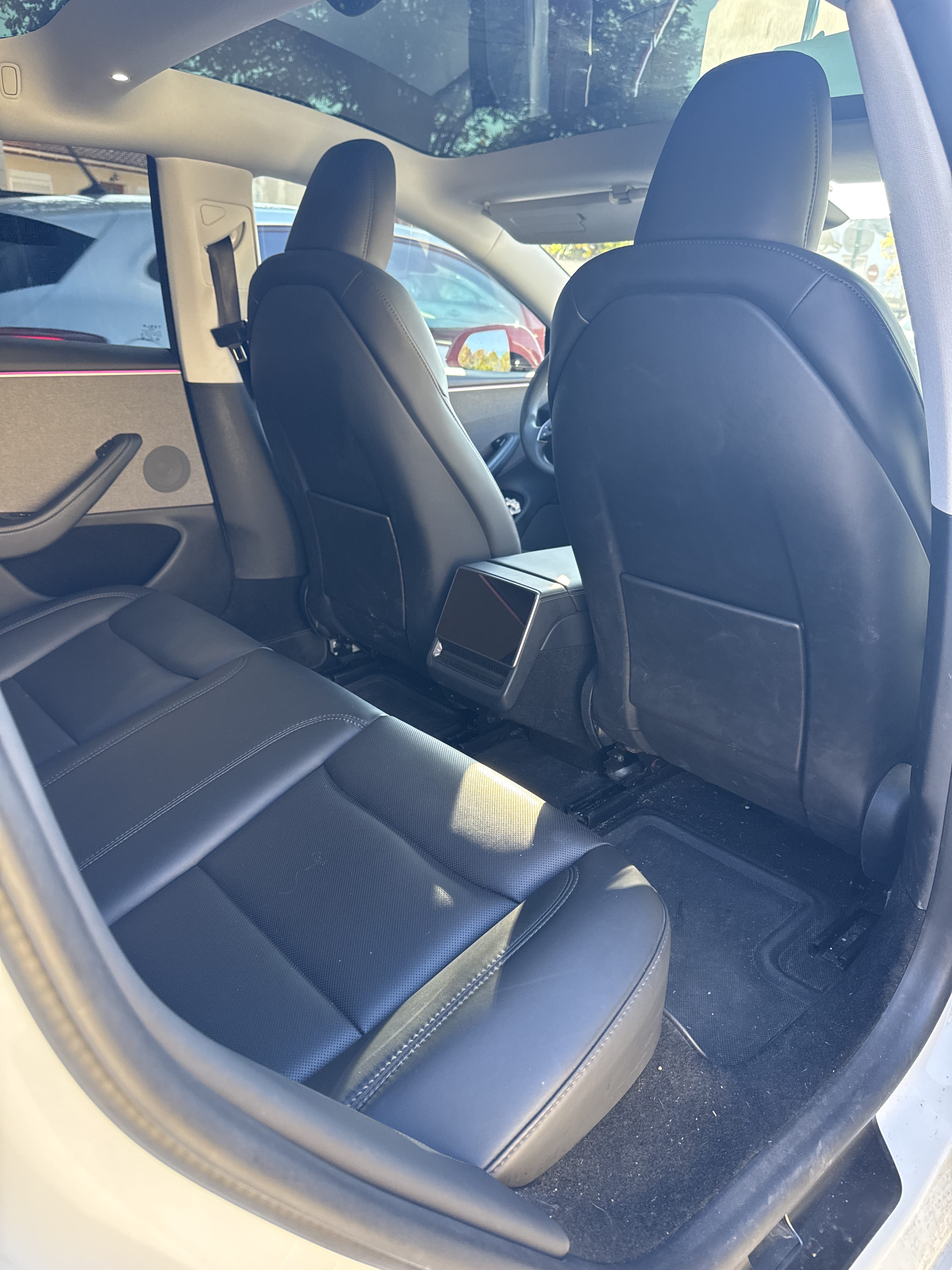 Tesla Model 3 avec GPS