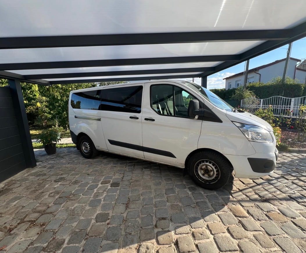 Ford Transit Custom Kombi mit Klimaanlage