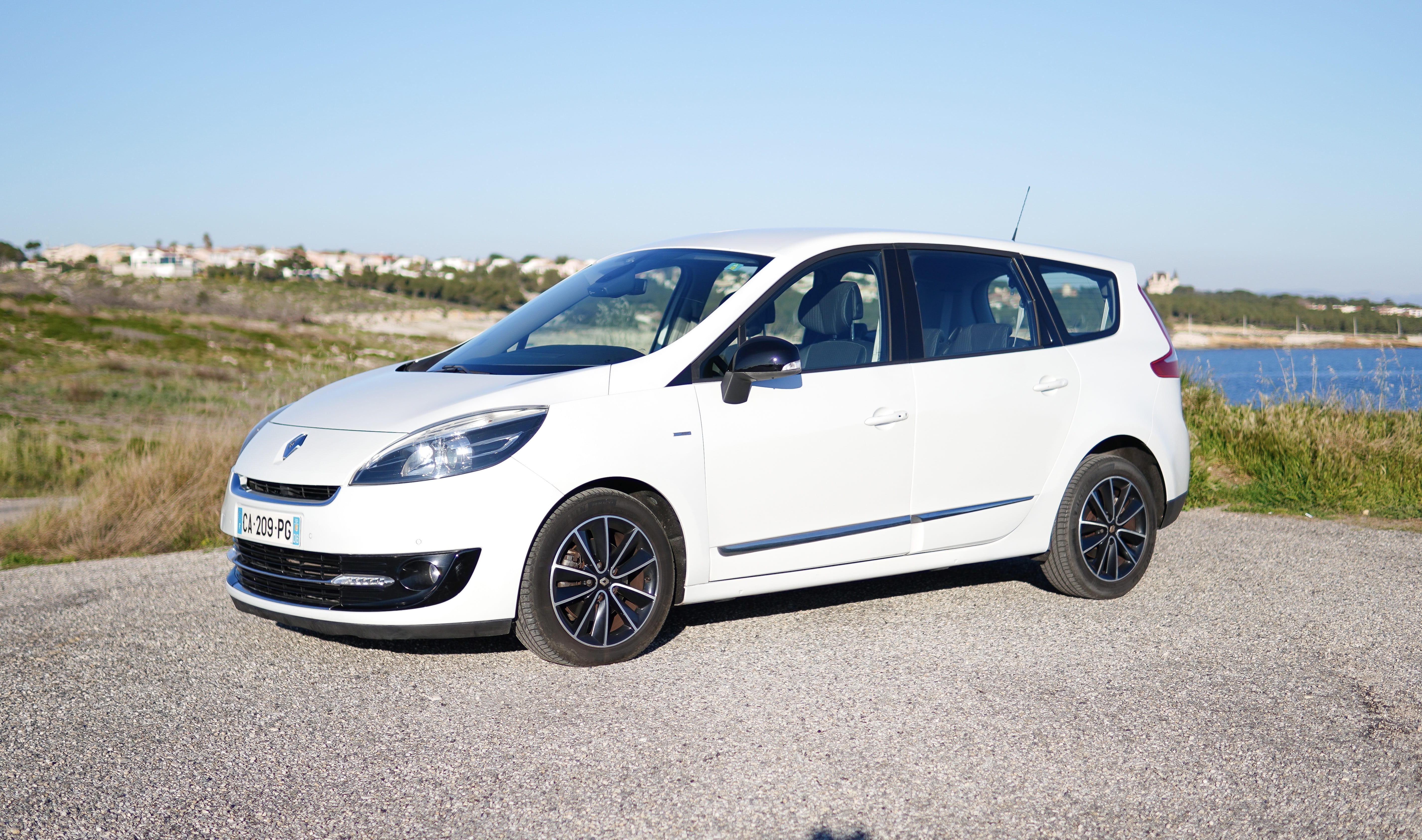 Renault Grand Scenic 1.6 dci 130ch avec Climatisation