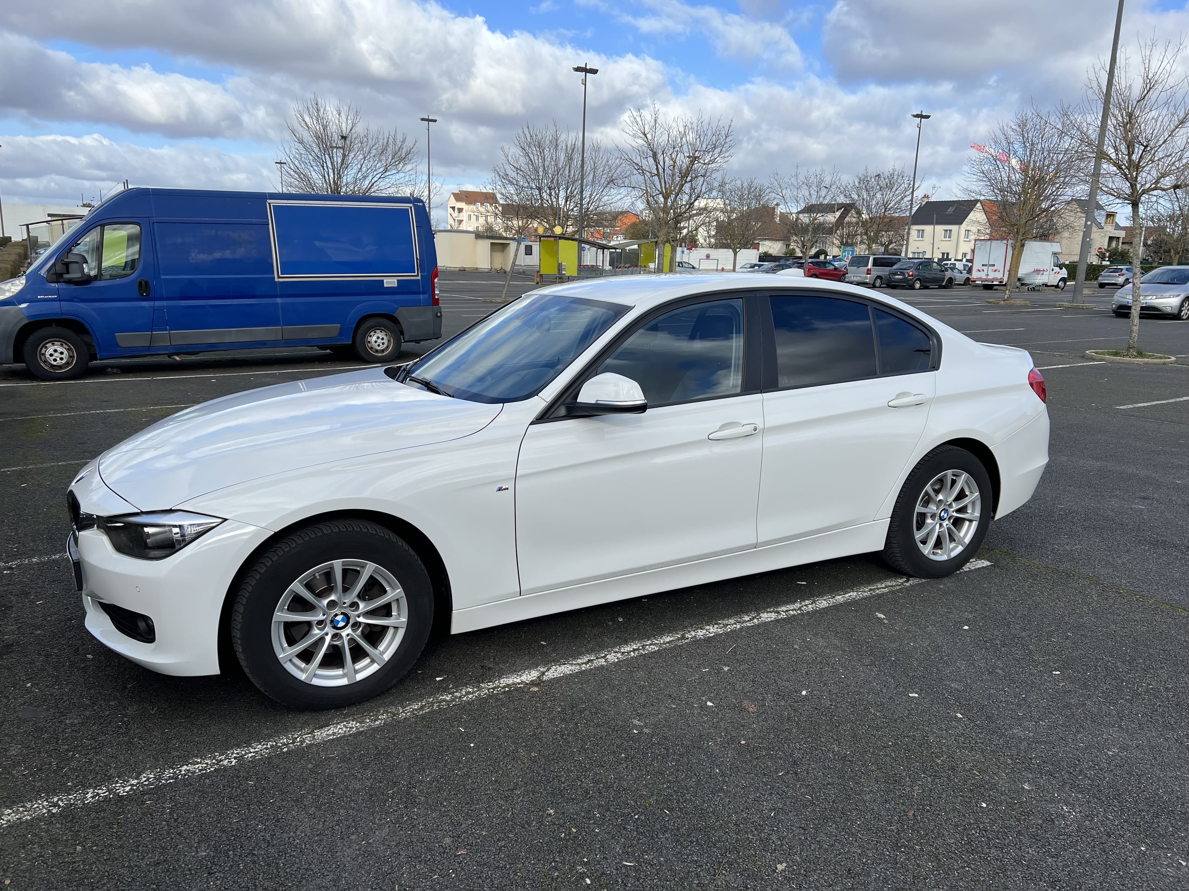 BMW Série 3 avec Climatisation