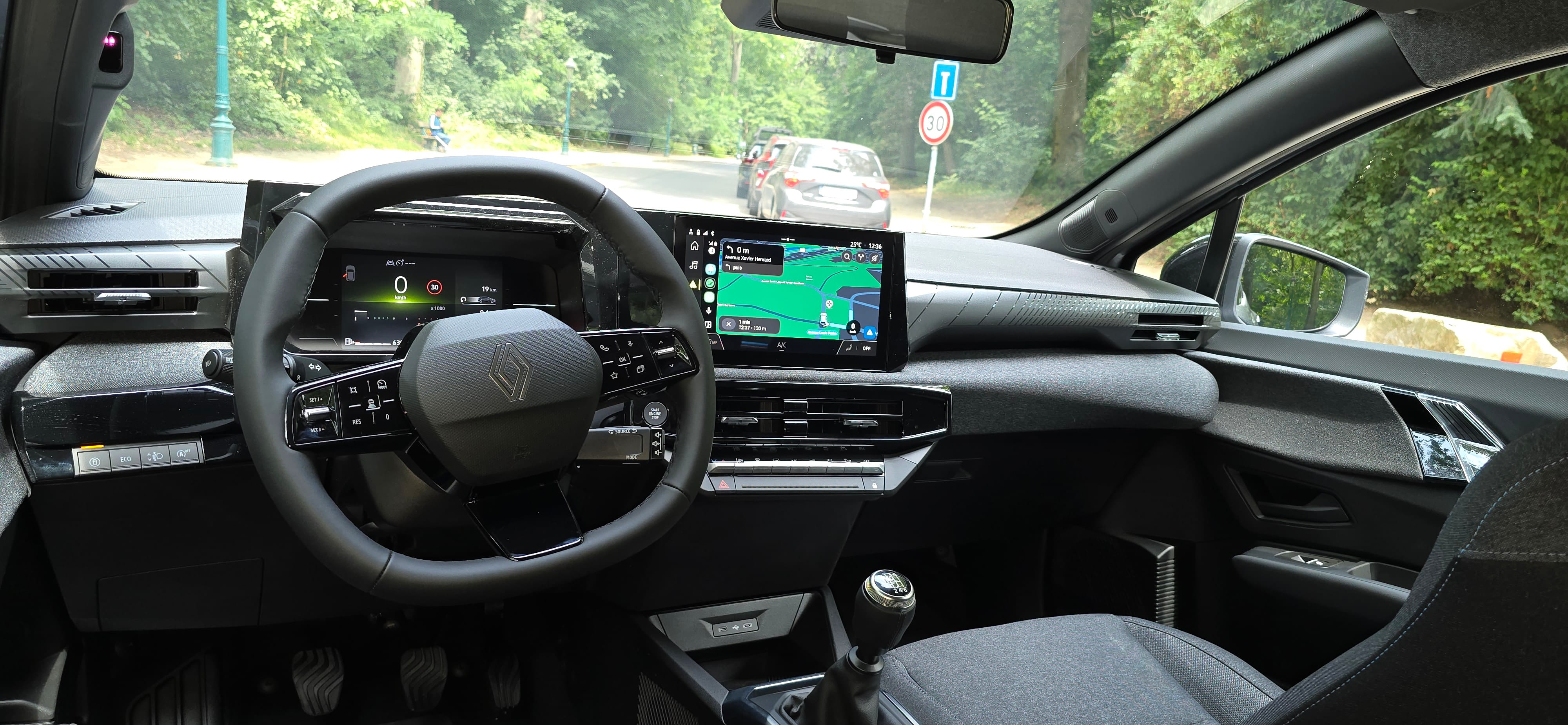 Renault Clio with Cruise control