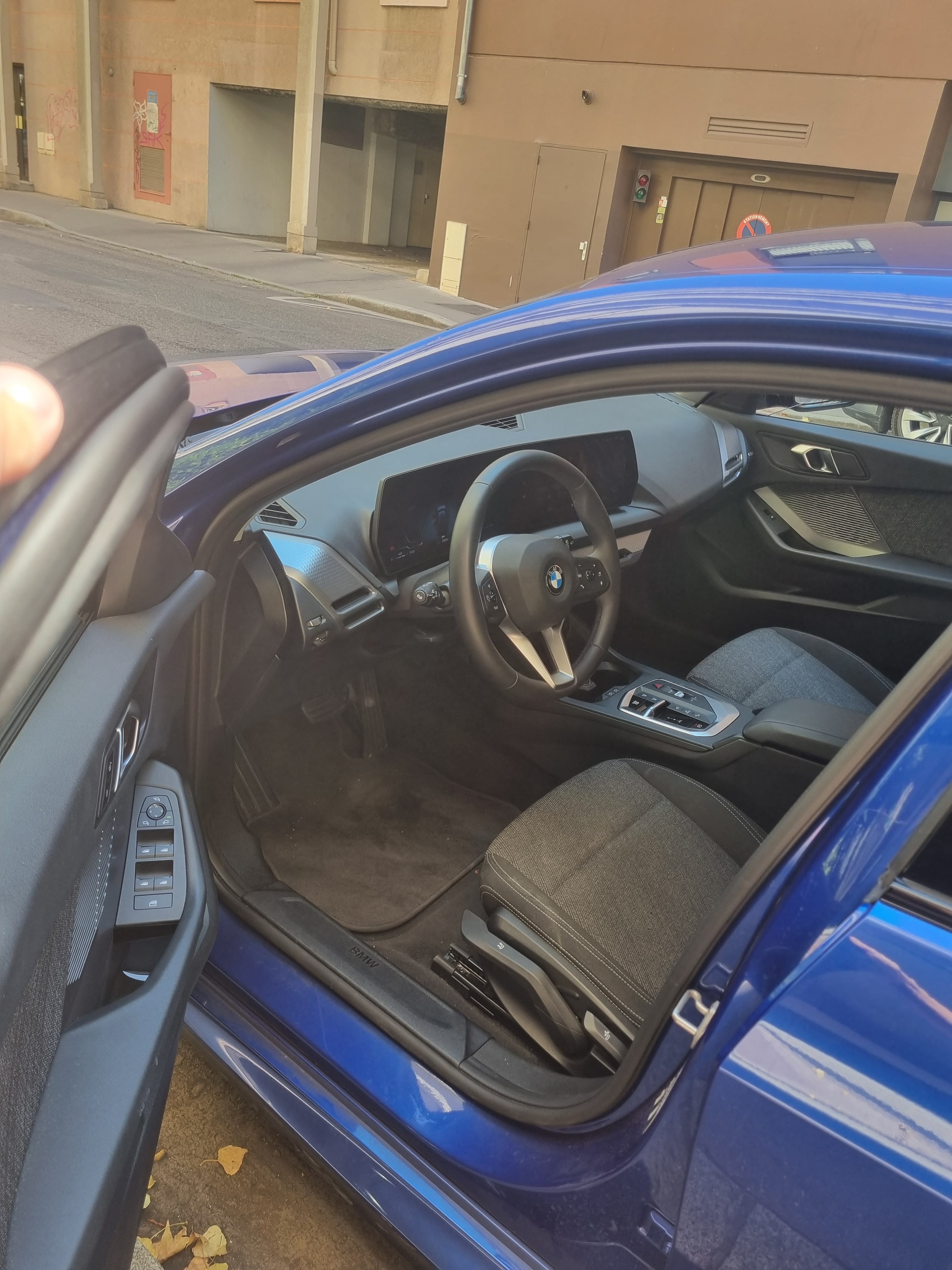 BMW Série 1 M Sport avec GPS