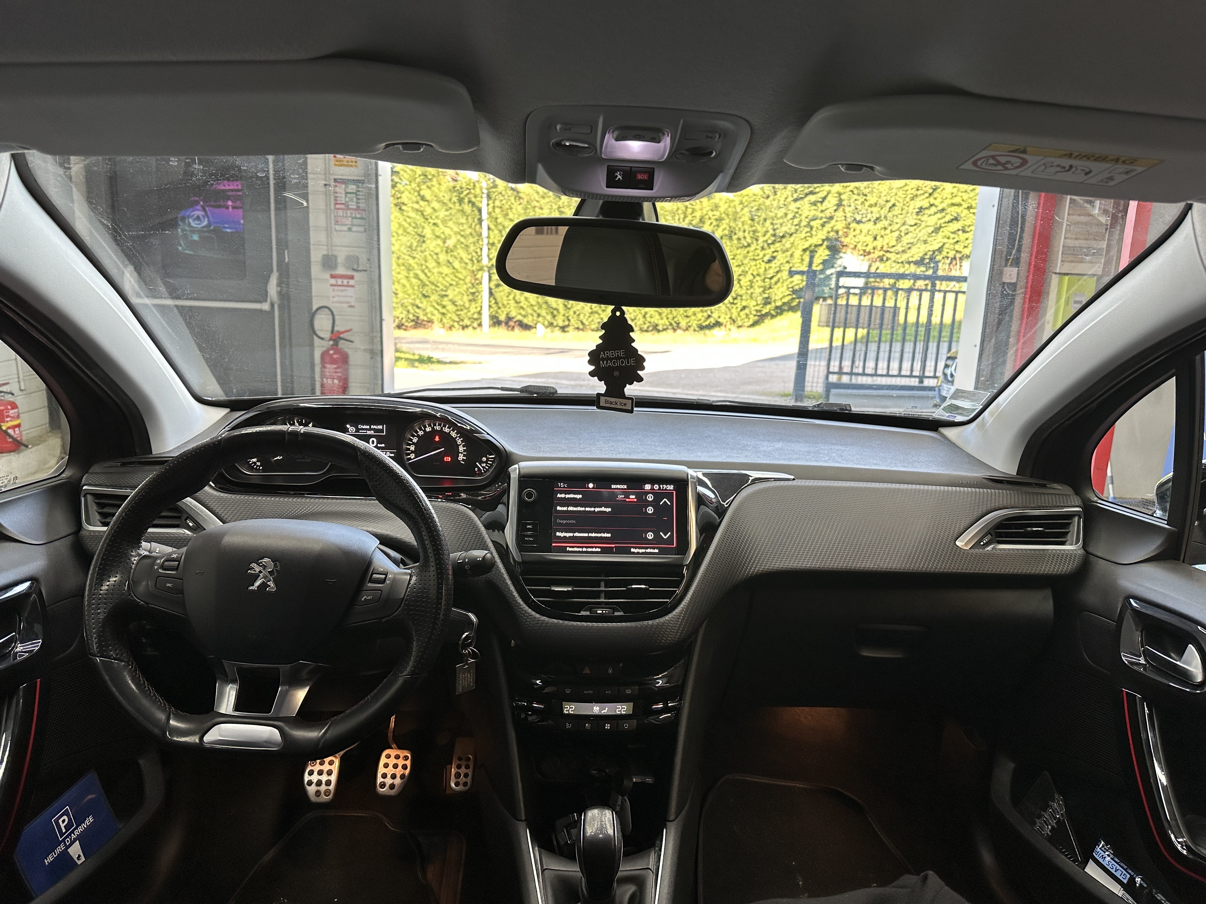 Peugeot 208 GT Line avec Régulateur de vitesse