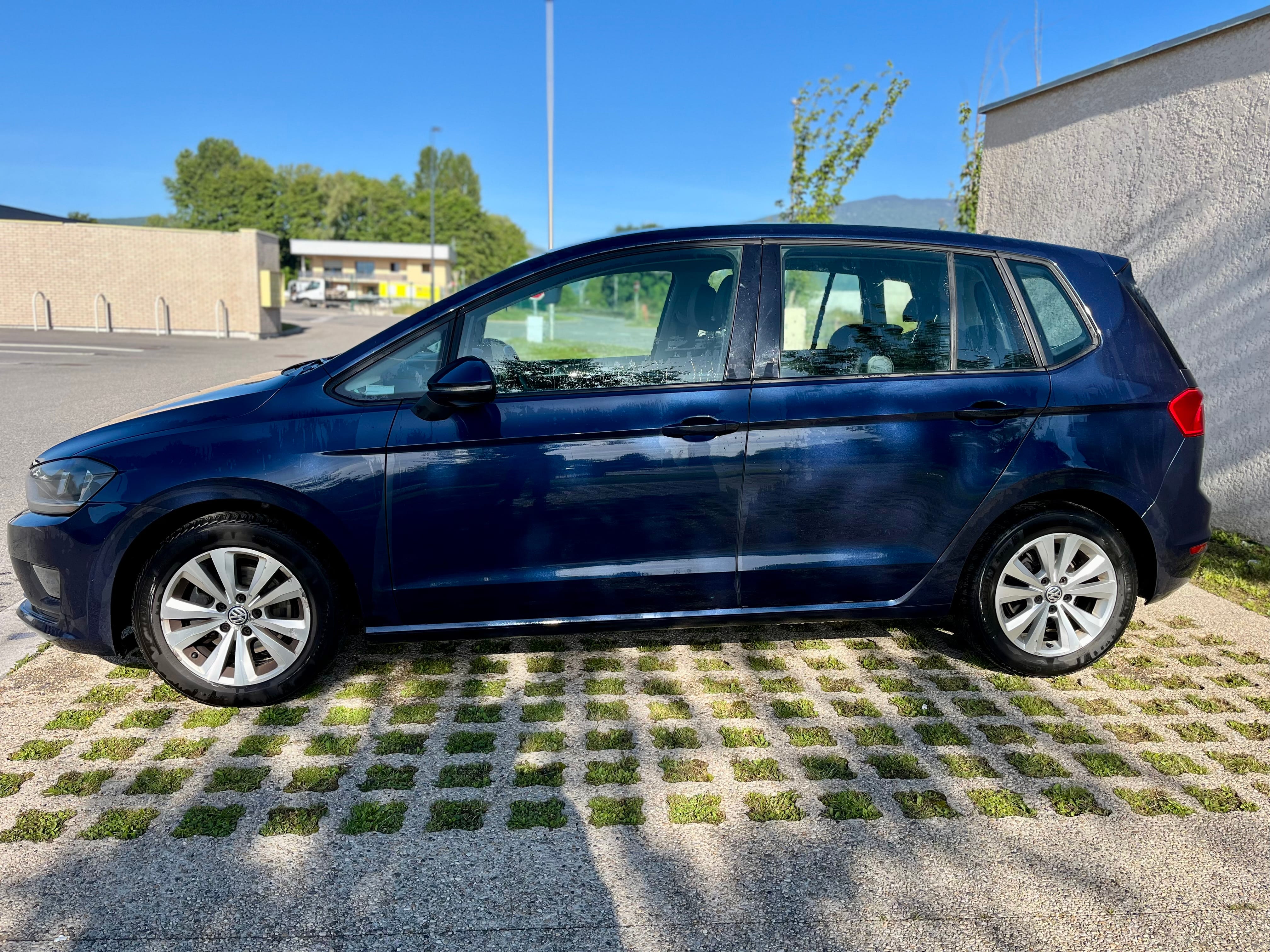 Volkswagen Golf Sportsvan avec Climatisation