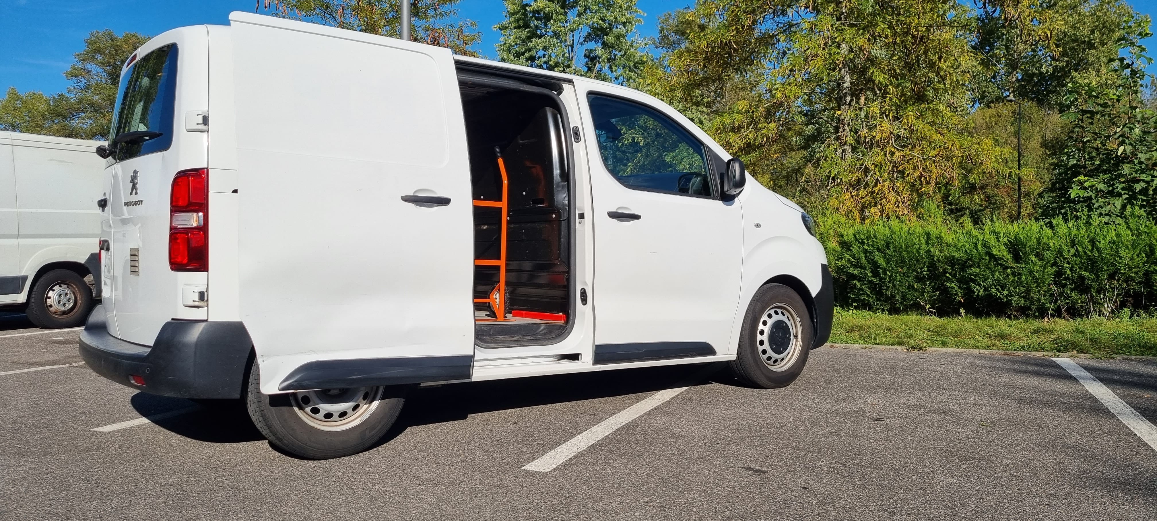 Peugeot Expert Compact 1.6 Hdi 90ch FB-546-PM