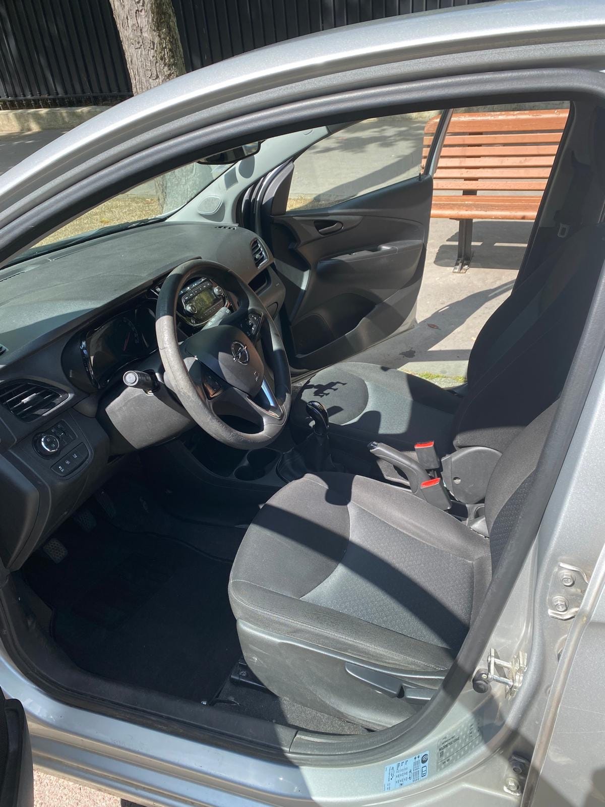Opel Karl avec Entrée audio / iPod
