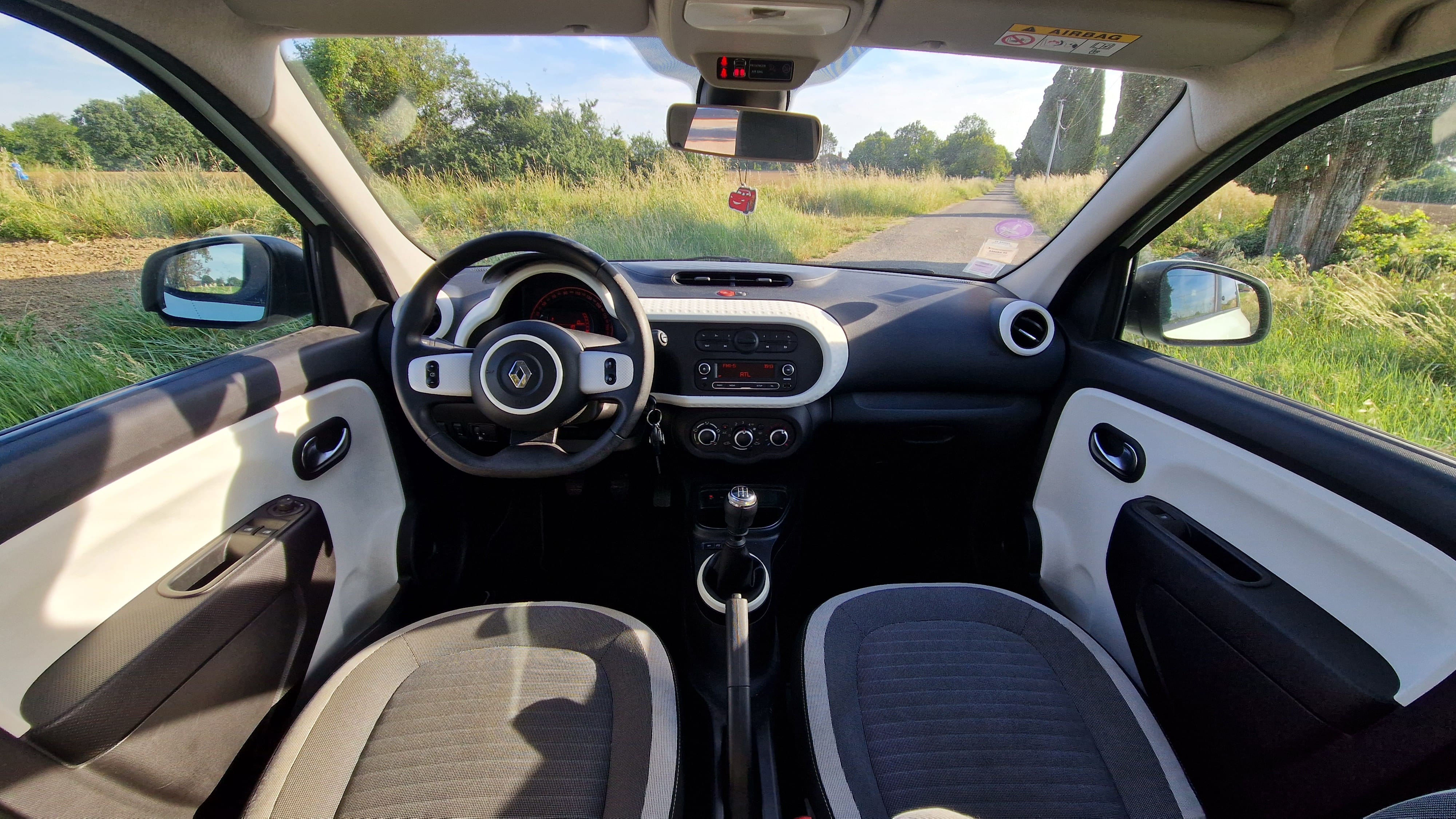 Renault Twingo III avec Port USB