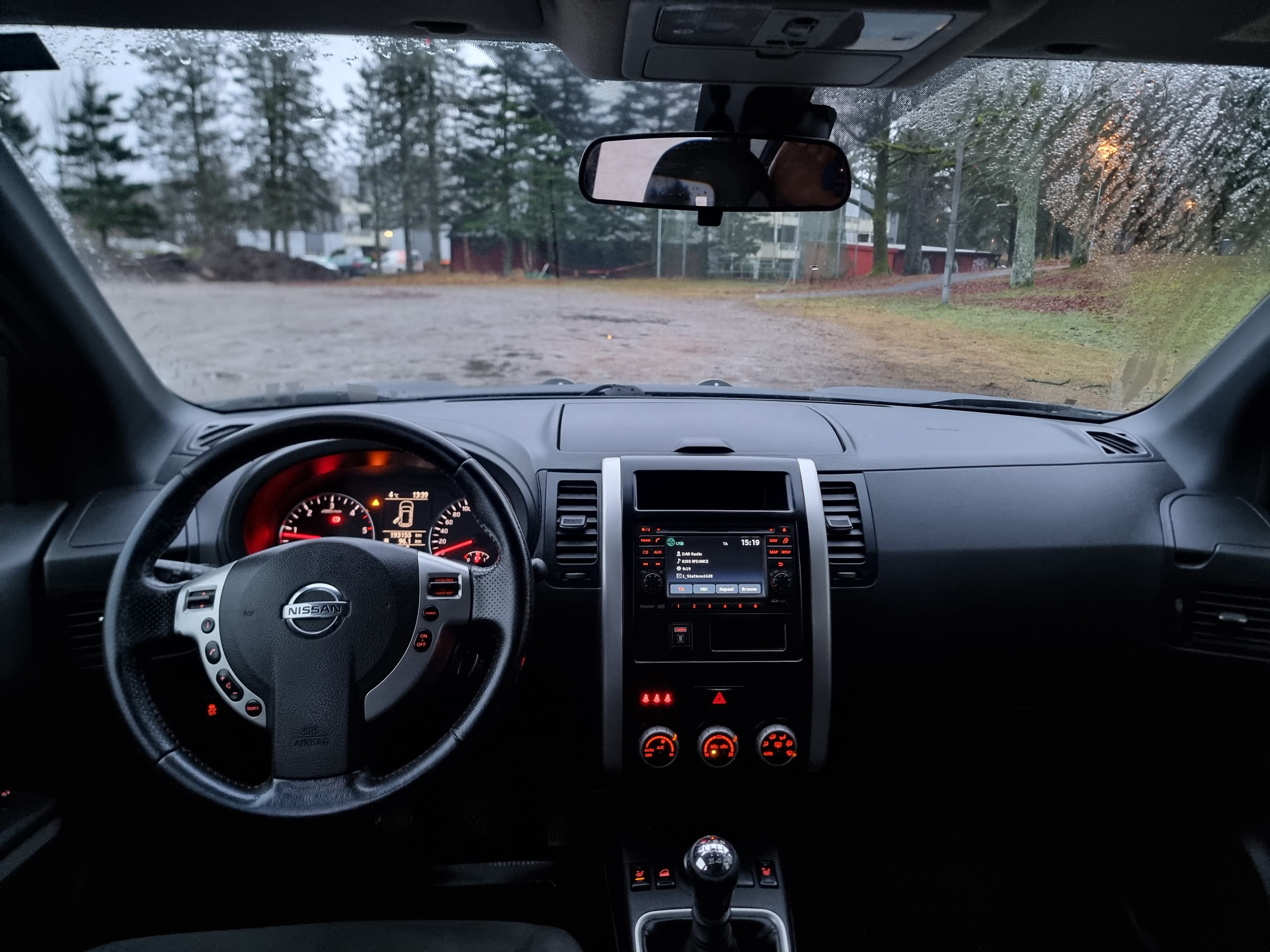 Nissan X-Trail med Cruisekontroll