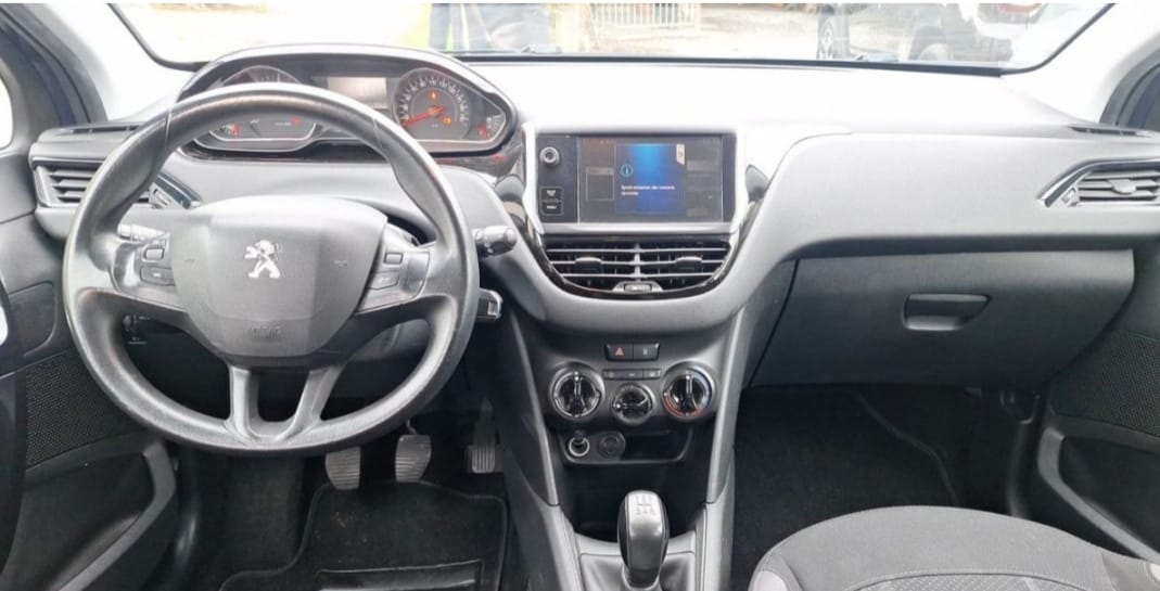 Peugeot 208 avec Régulateur de vitesse
