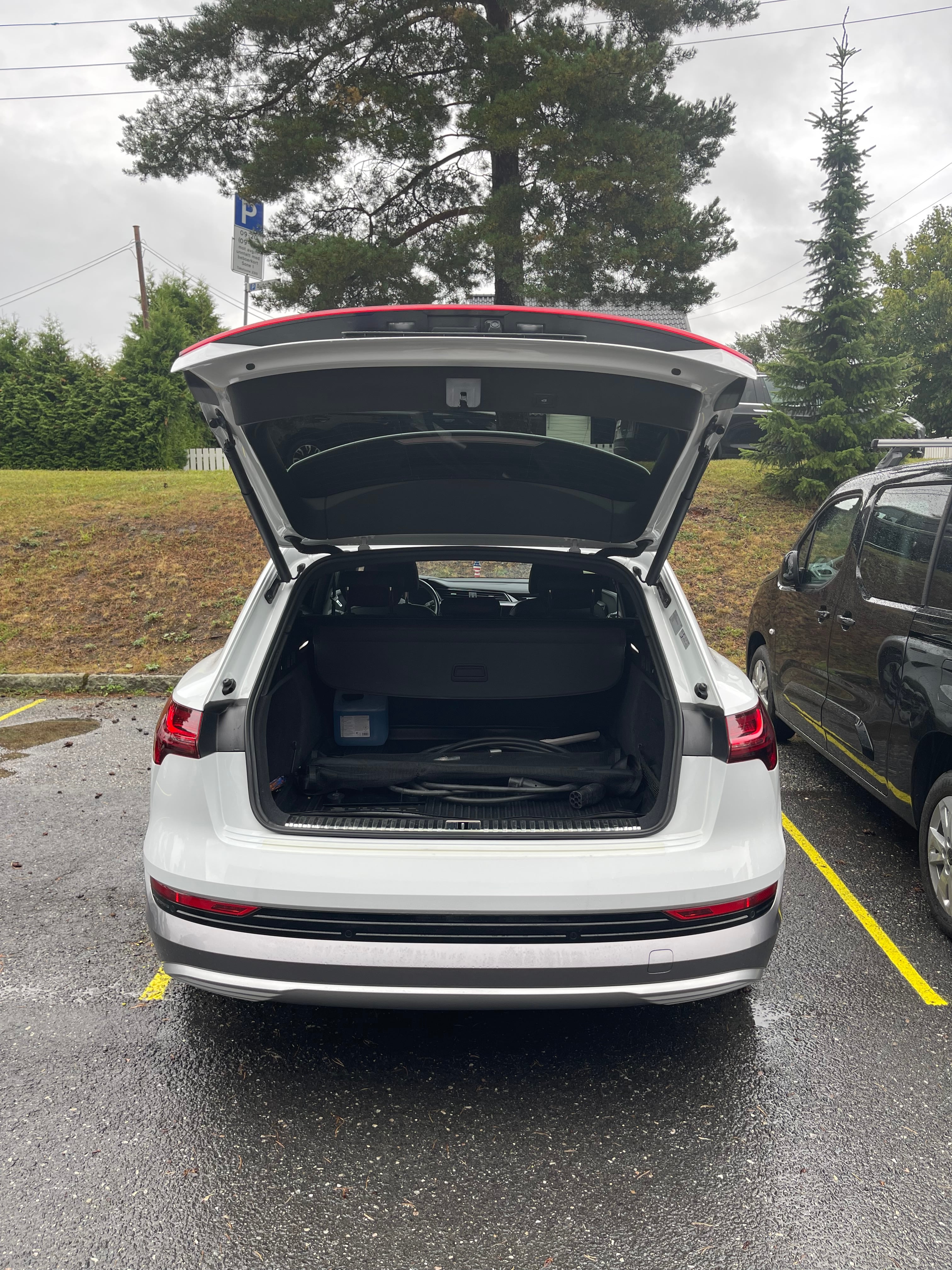 Audi e-tron med GPS