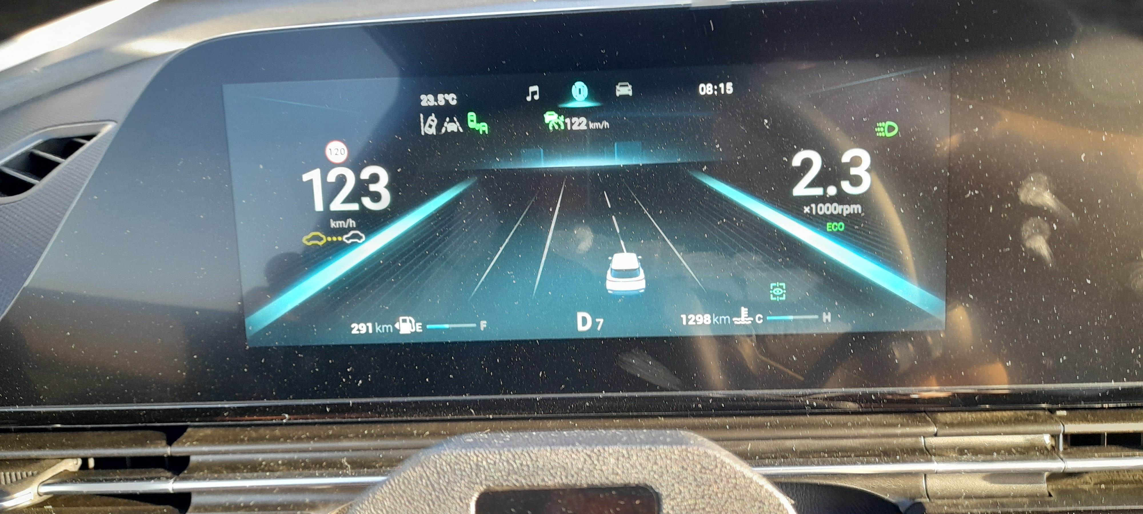 Omoda 5 Premium con Control de velocidad