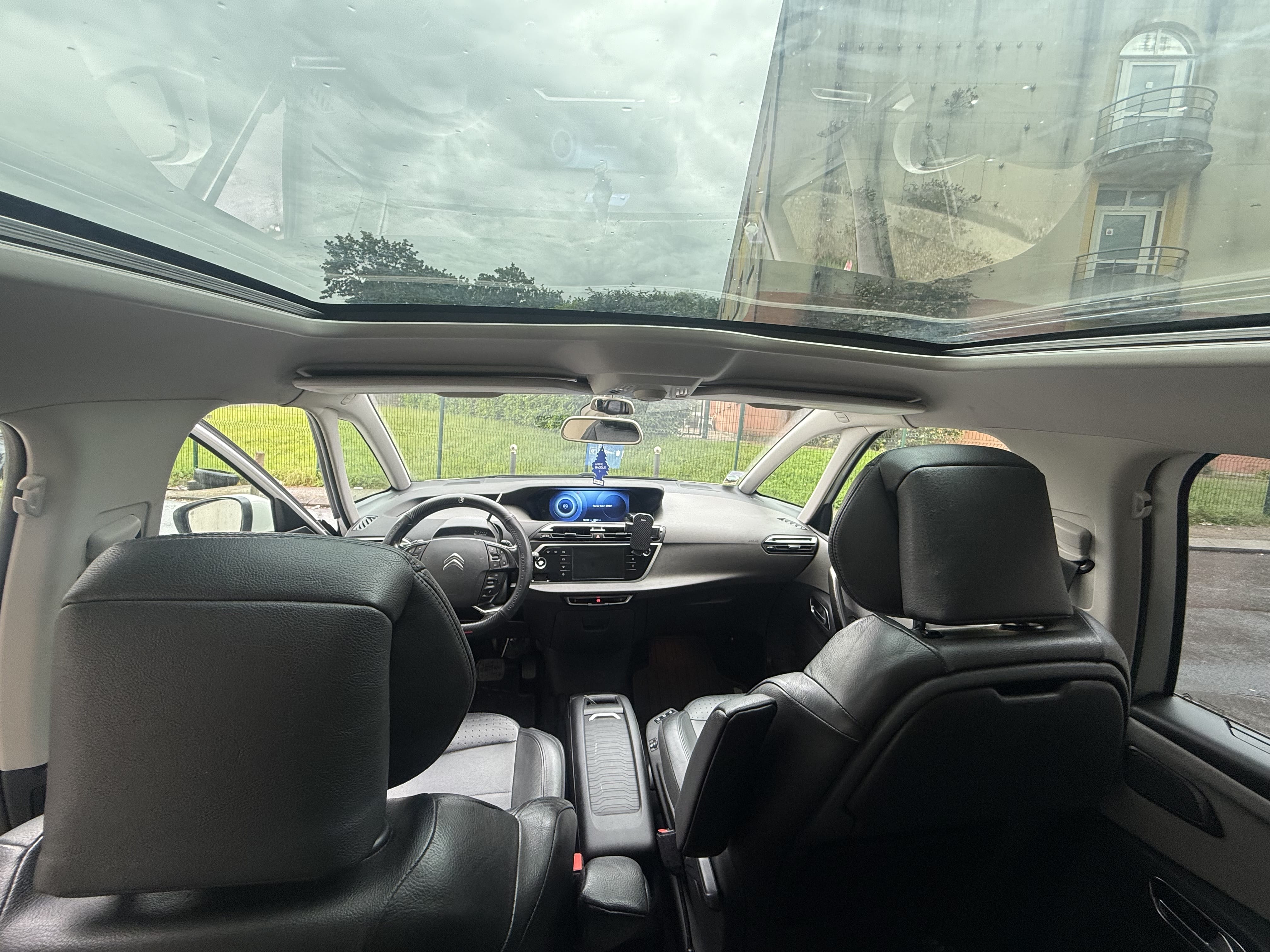 Citroen C4 Picasso avec Siège bébé