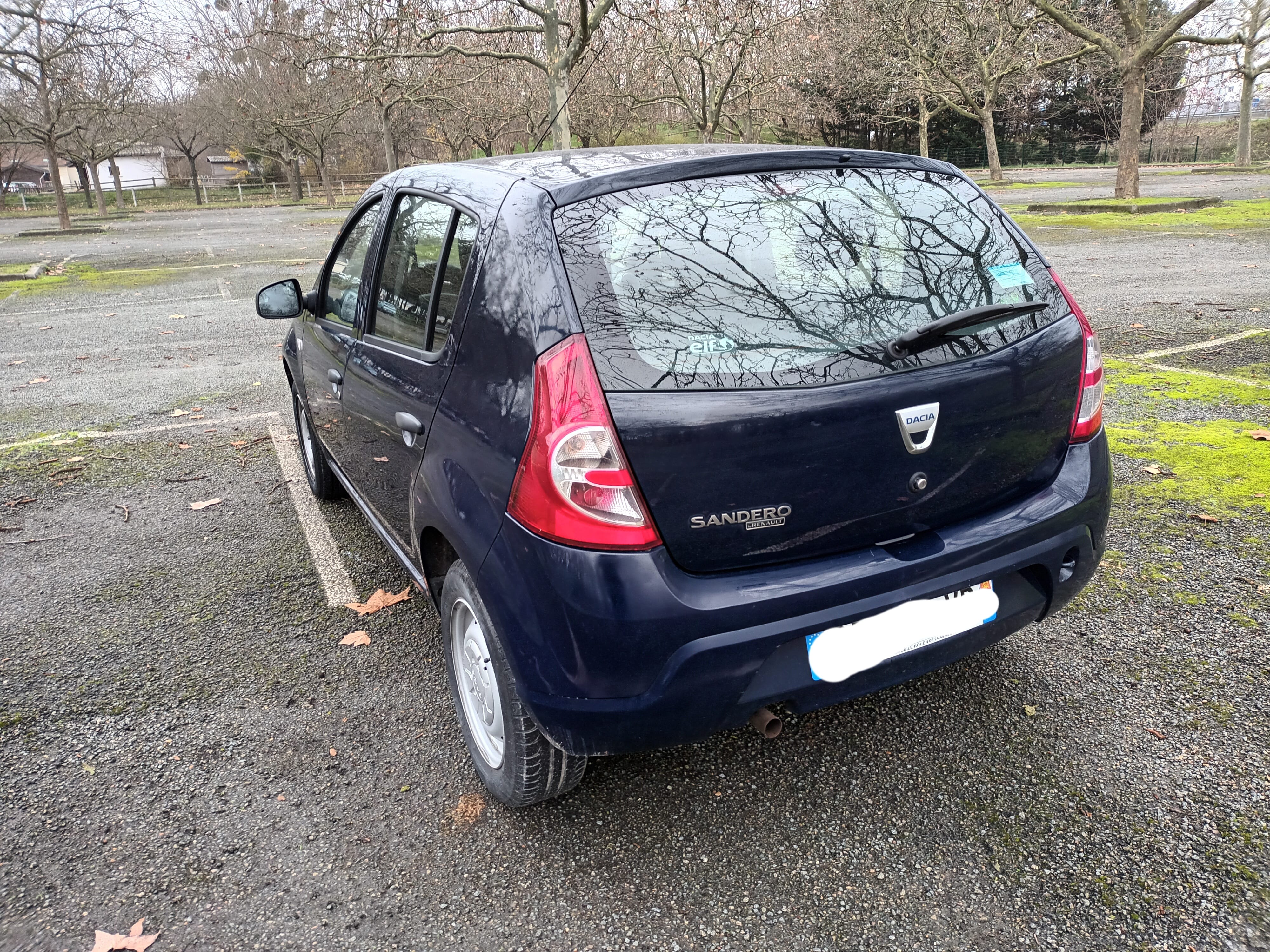 Dacia Sandero Super 95 ou gpl avec Audio Bluetooth
