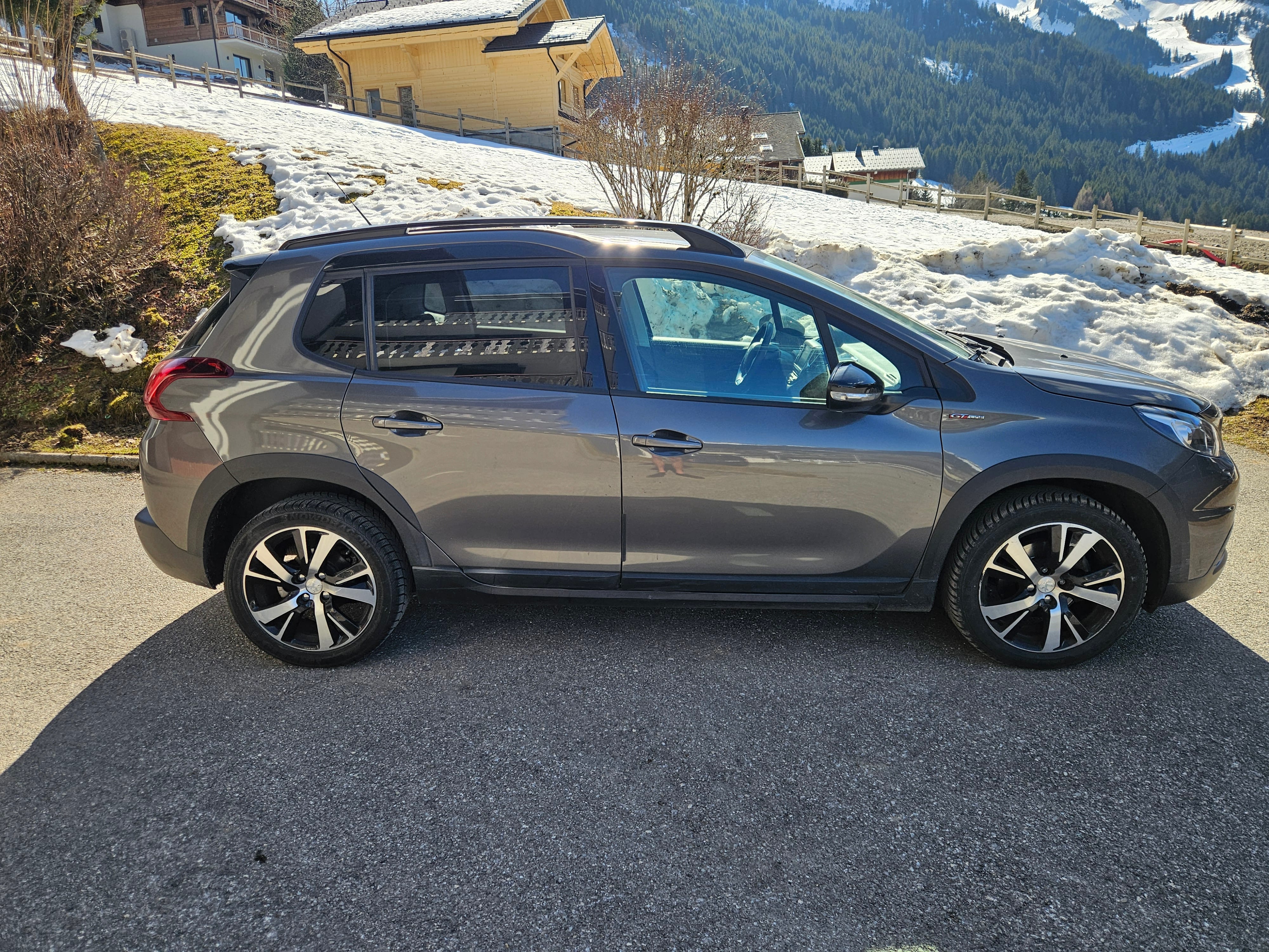Peugeot 2008 avec Climatisation