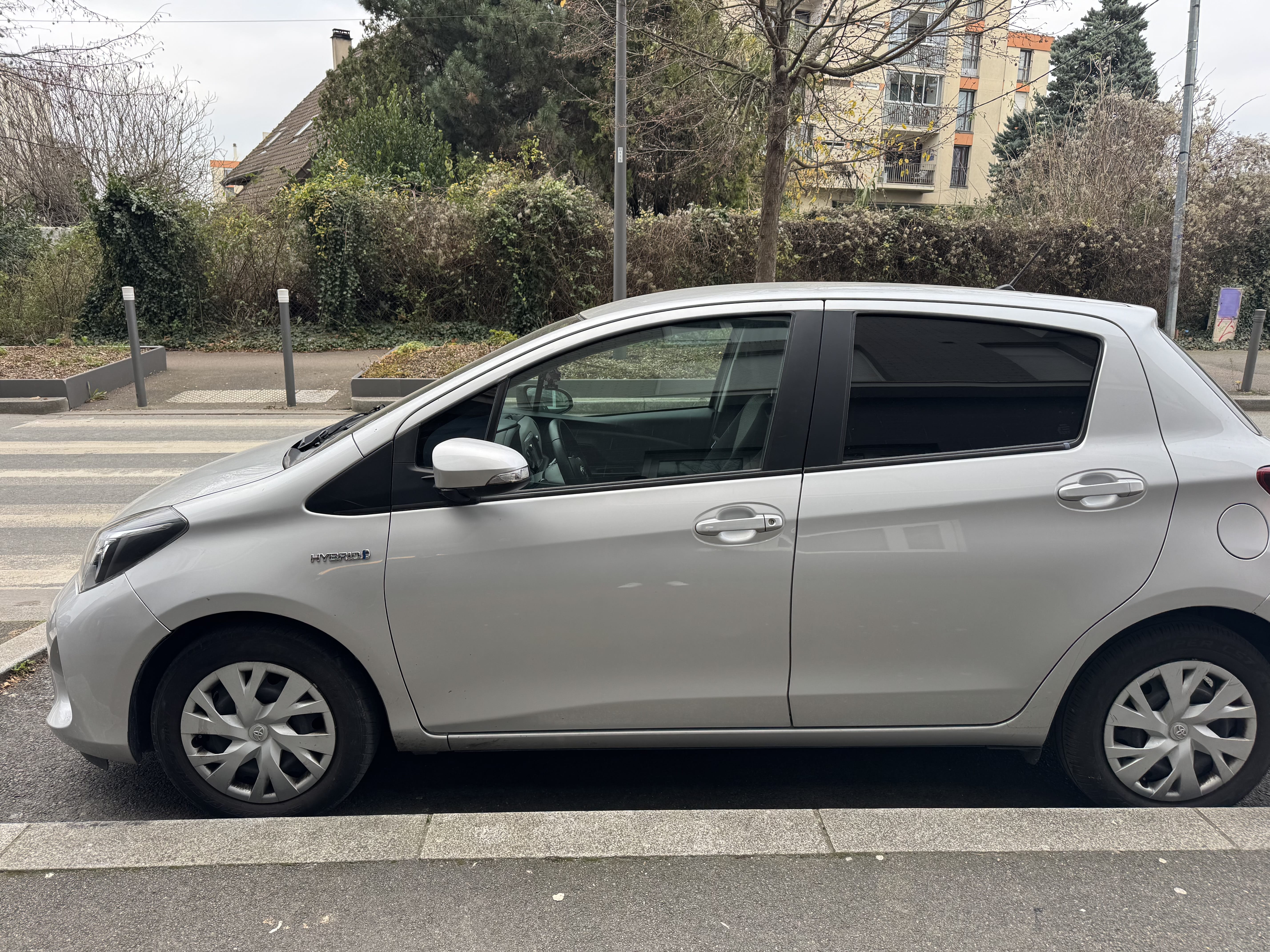 Toyota Yaris Hybride avec Climatisation