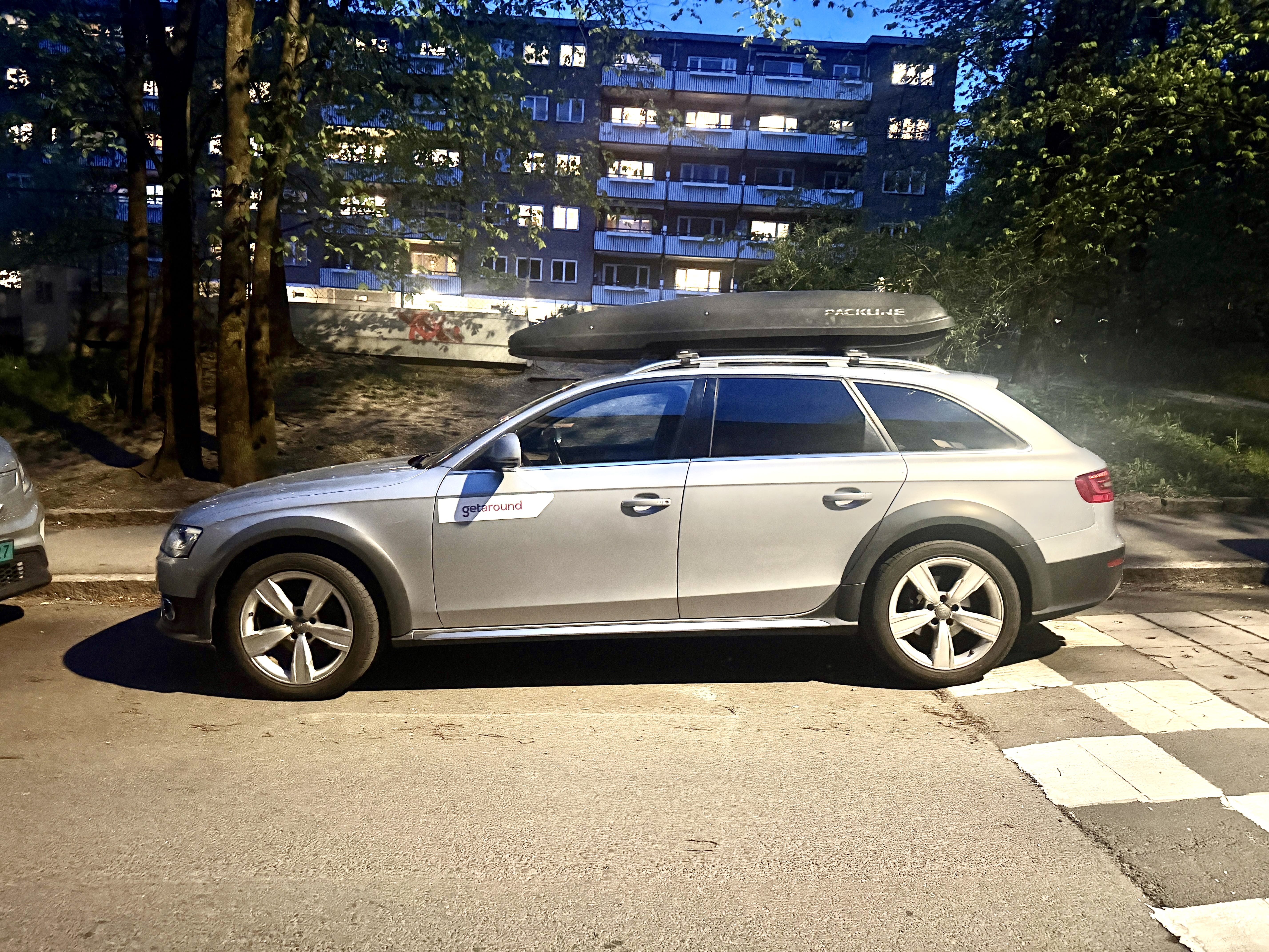 Audi A4 Allroad Quattro with Air conditioning