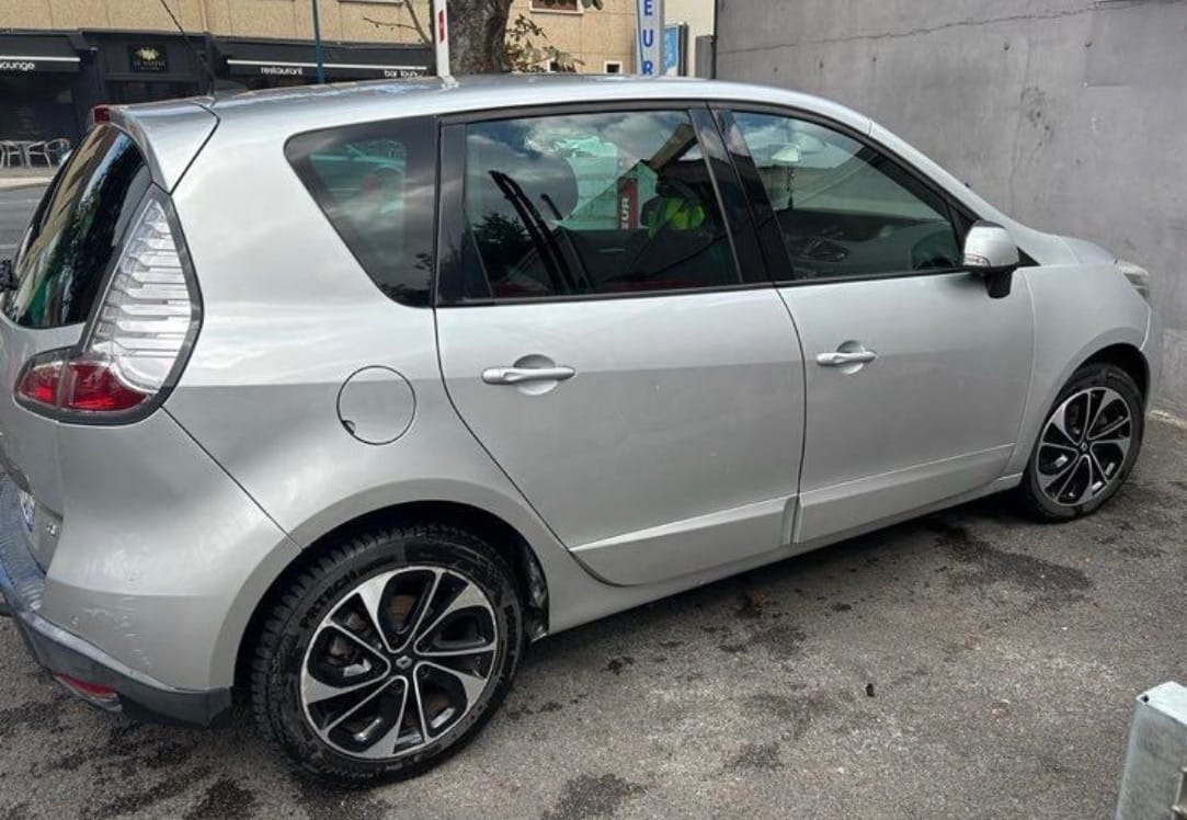 Renault Scenic avec Climatisation