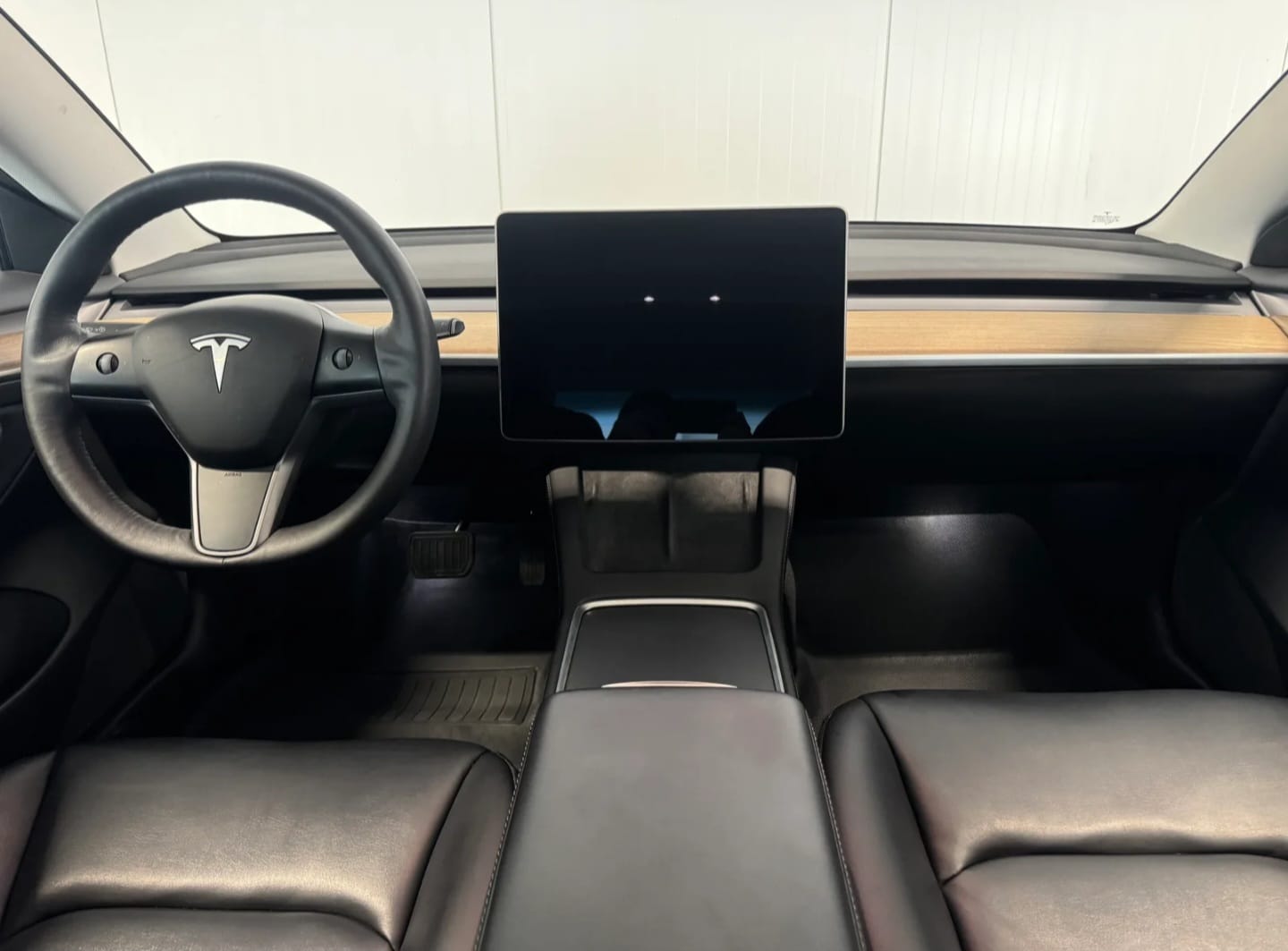 Tesla Model 3 Long Range med GPS
