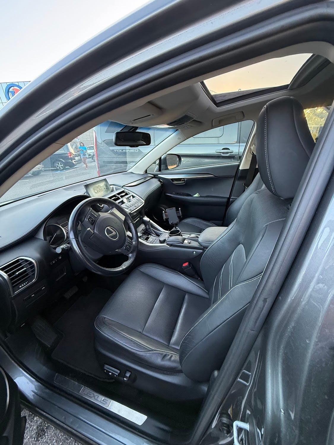 Lexus NX 300h avec Climatisation