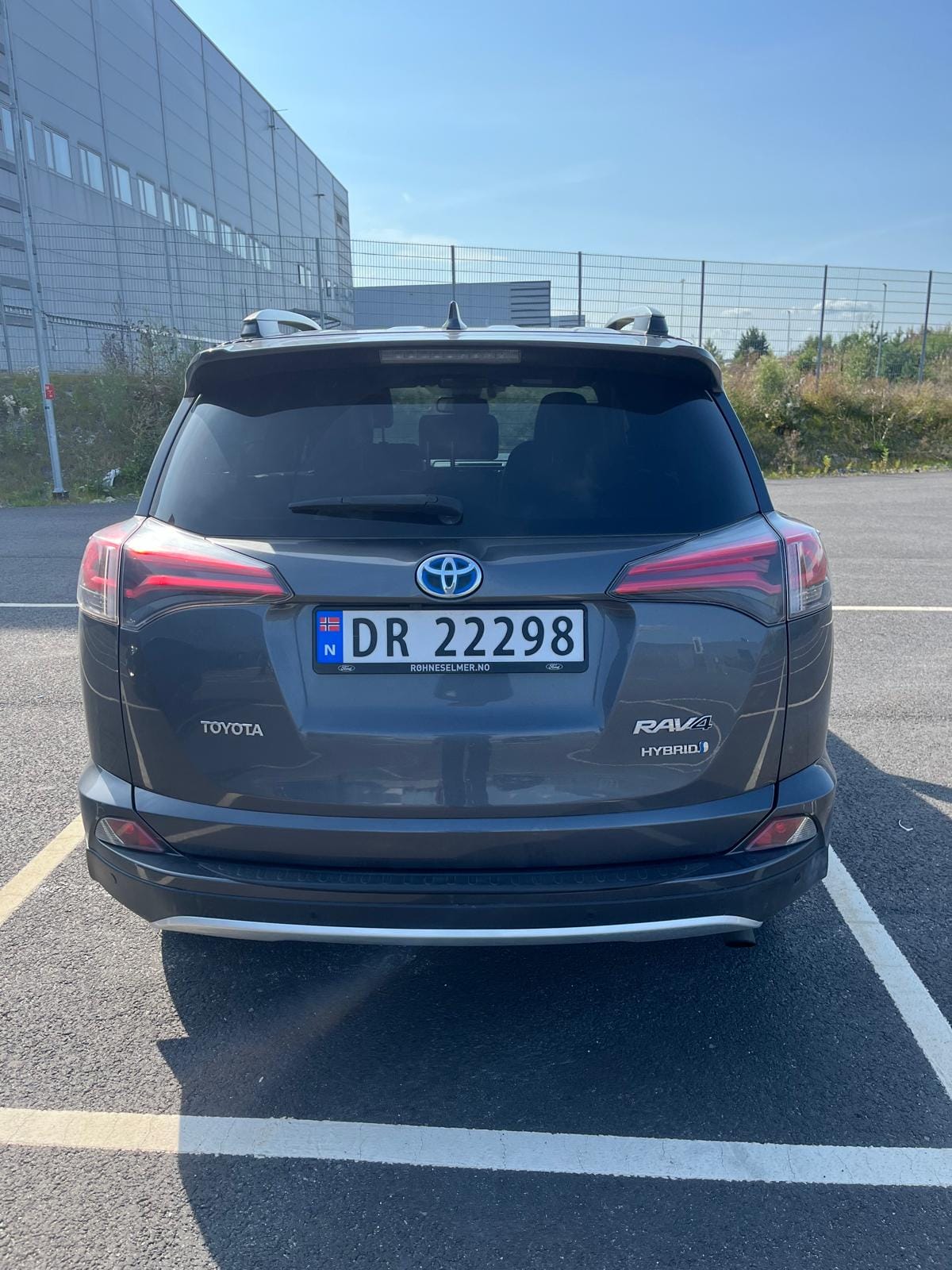 Toyota RAV 4 Hybrid med Vinterdekk