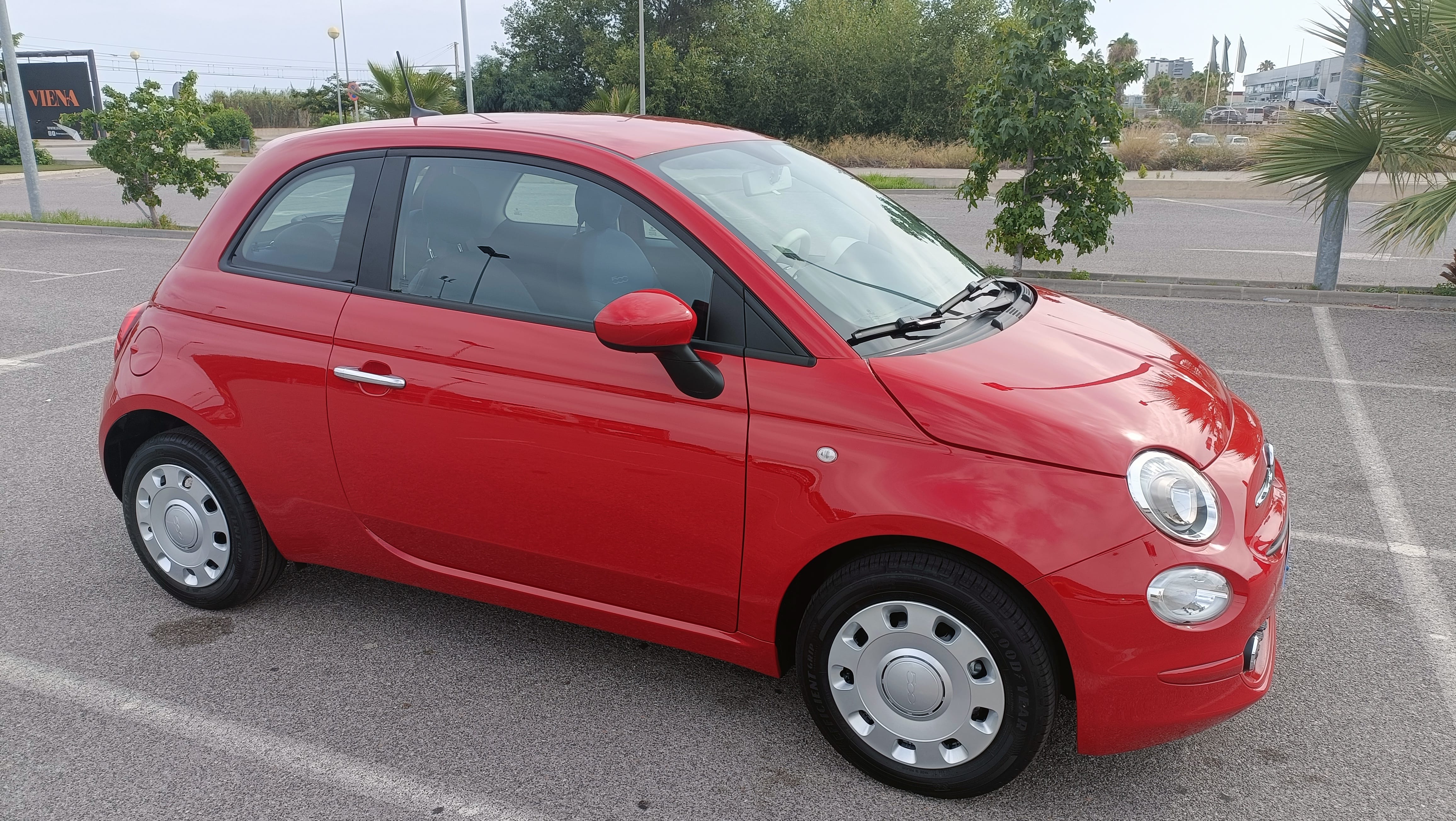 Fiat 500 HIBRYDO con Aire acondicionado