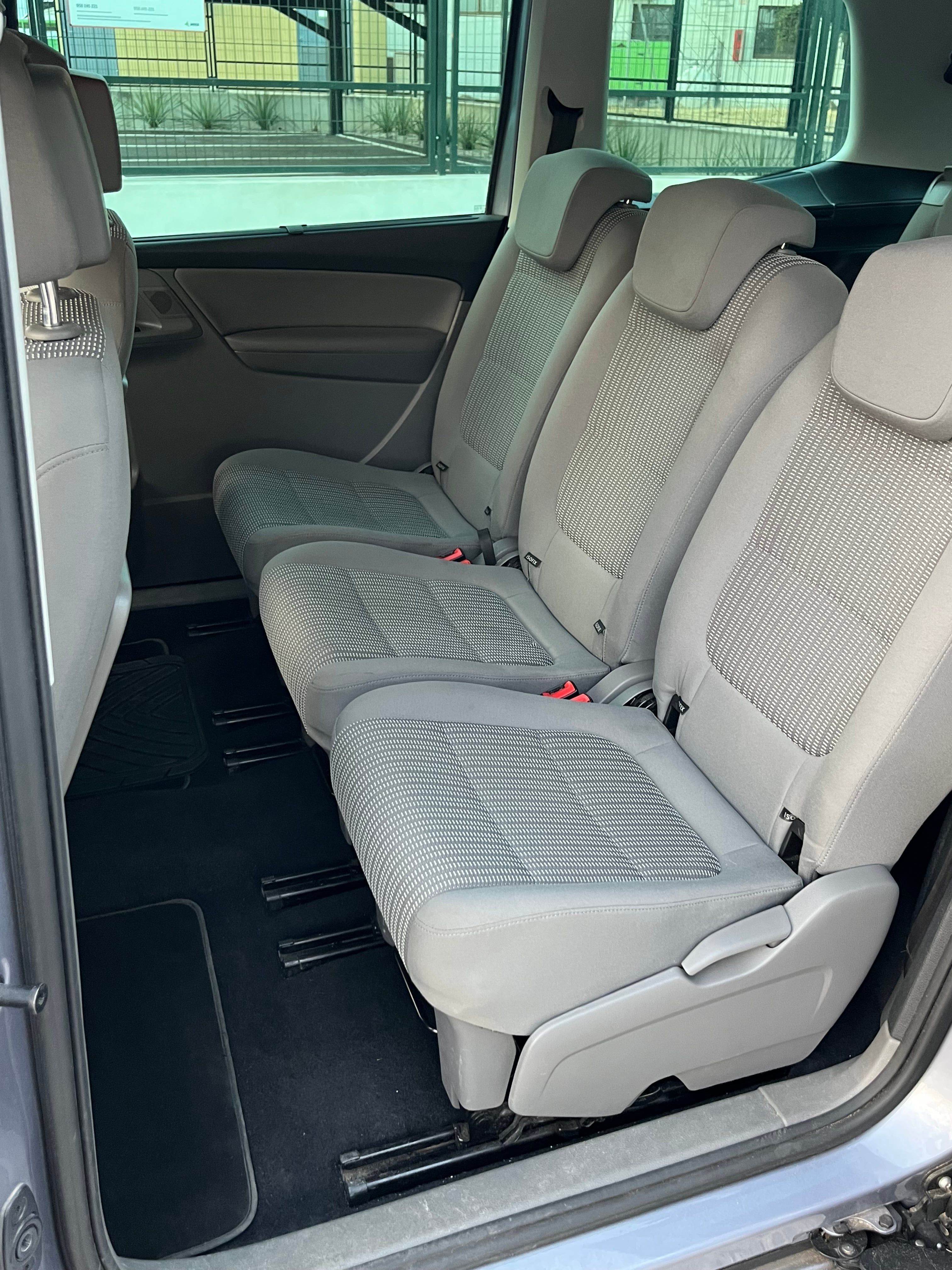 Seat Alhambra con Audio Bluetooth