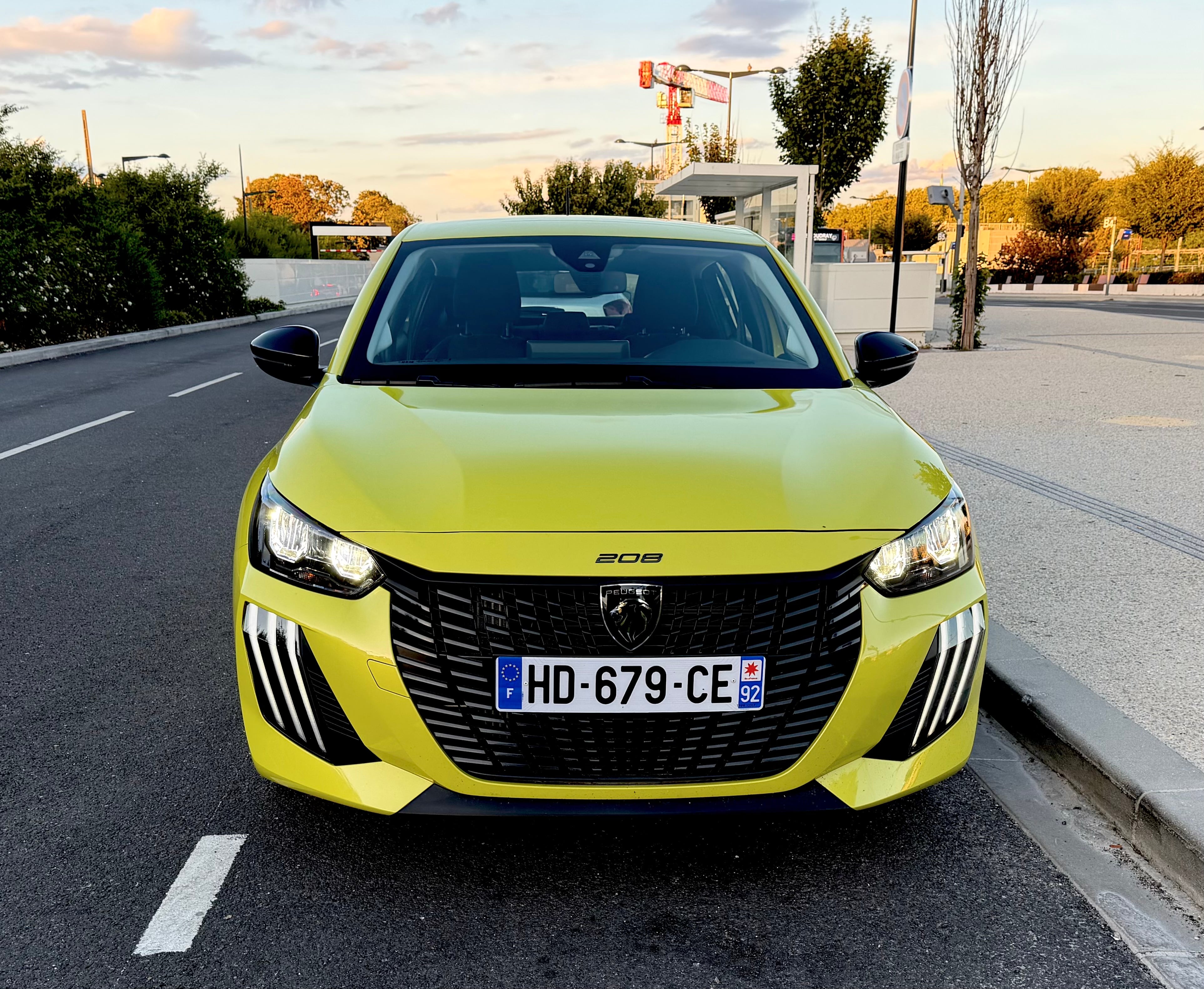 Peugeot 208 Boite automatique avec Climatisation
