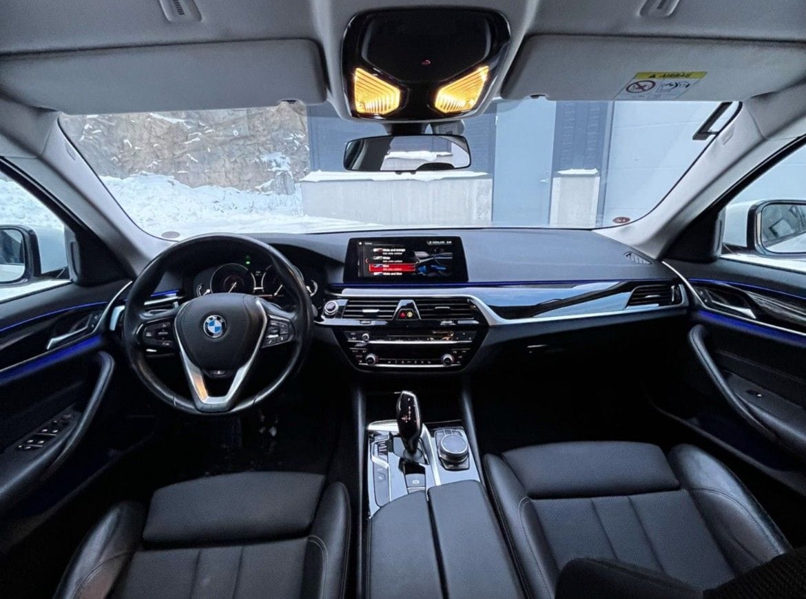 BMW 5-Serie 530e med GPS