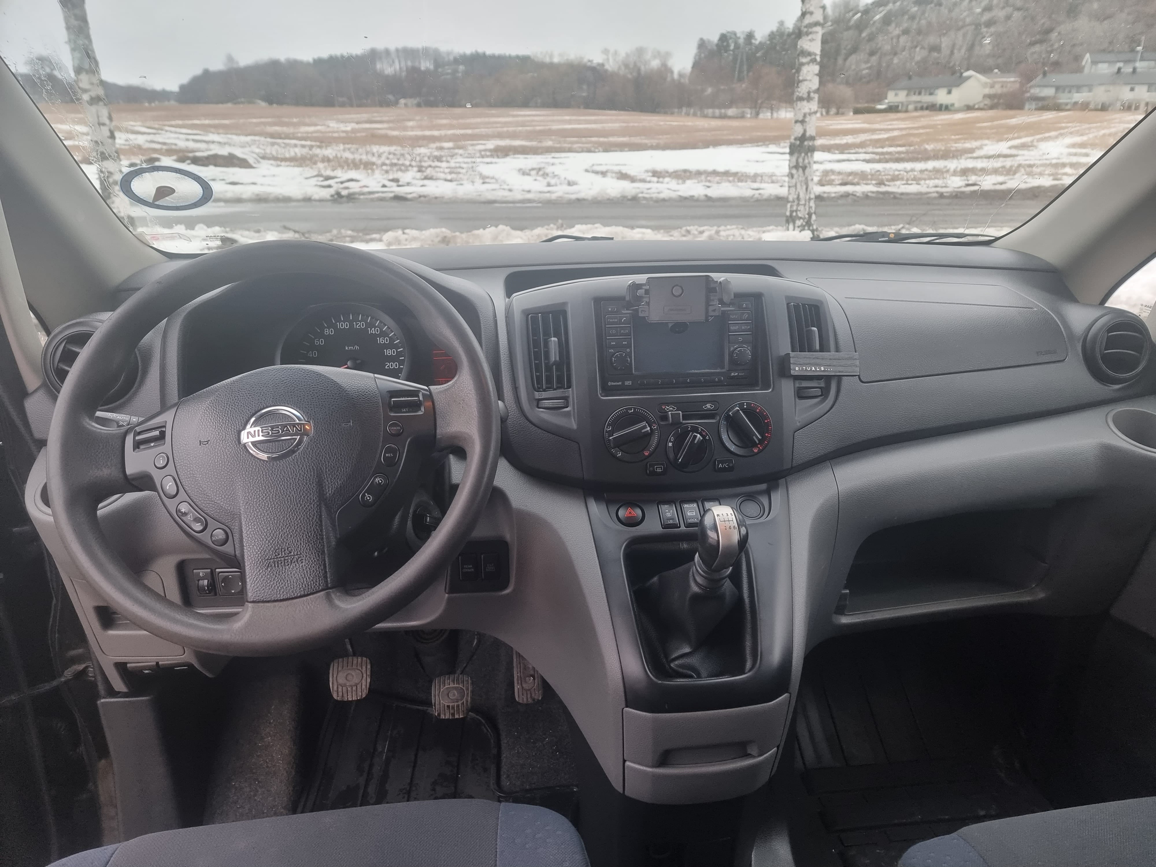 Nissan NV200 med Bluetooth audio