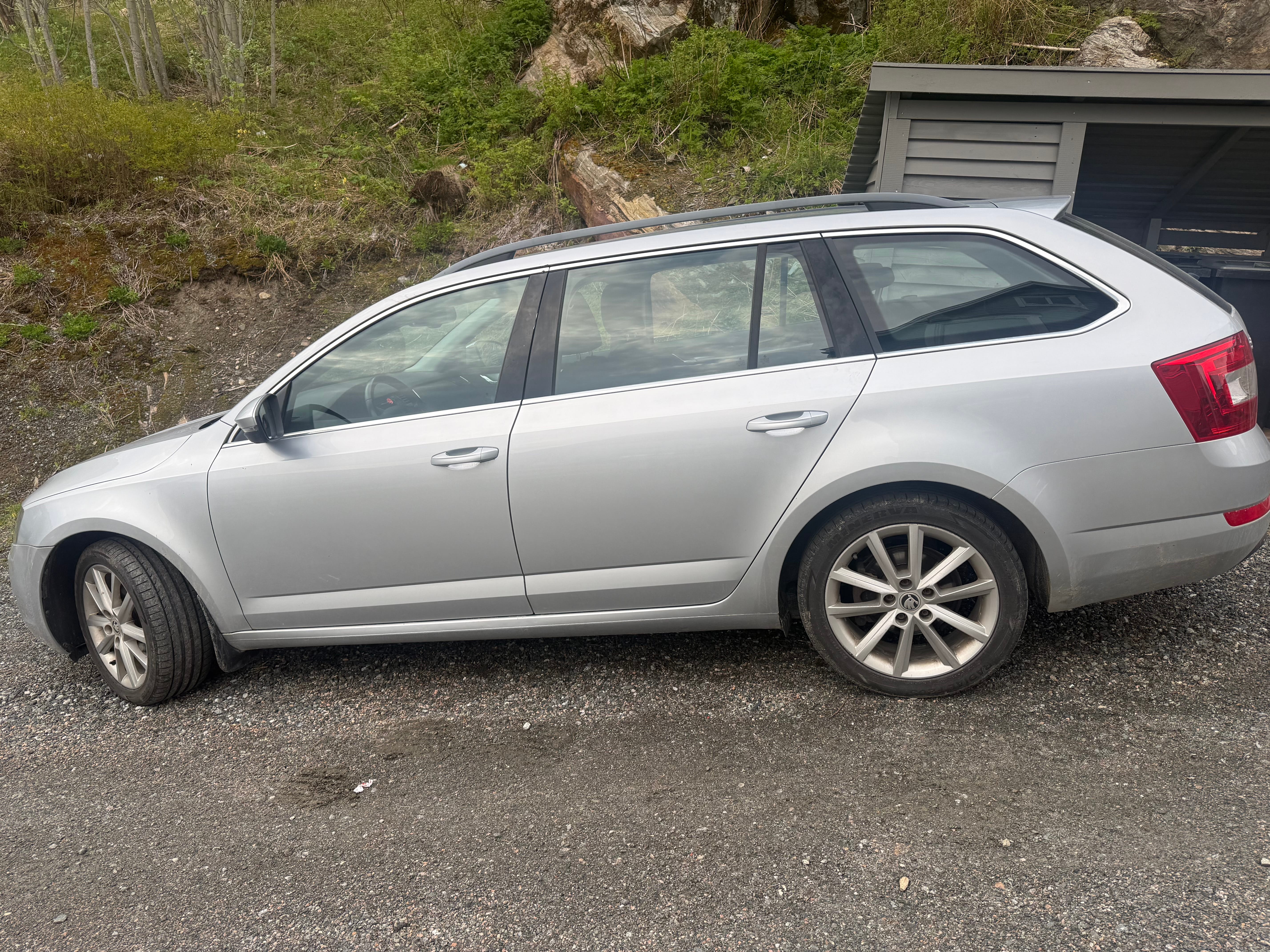 Skoda Octavia Tour Combi 4x4 all wheels drive med Aircondition