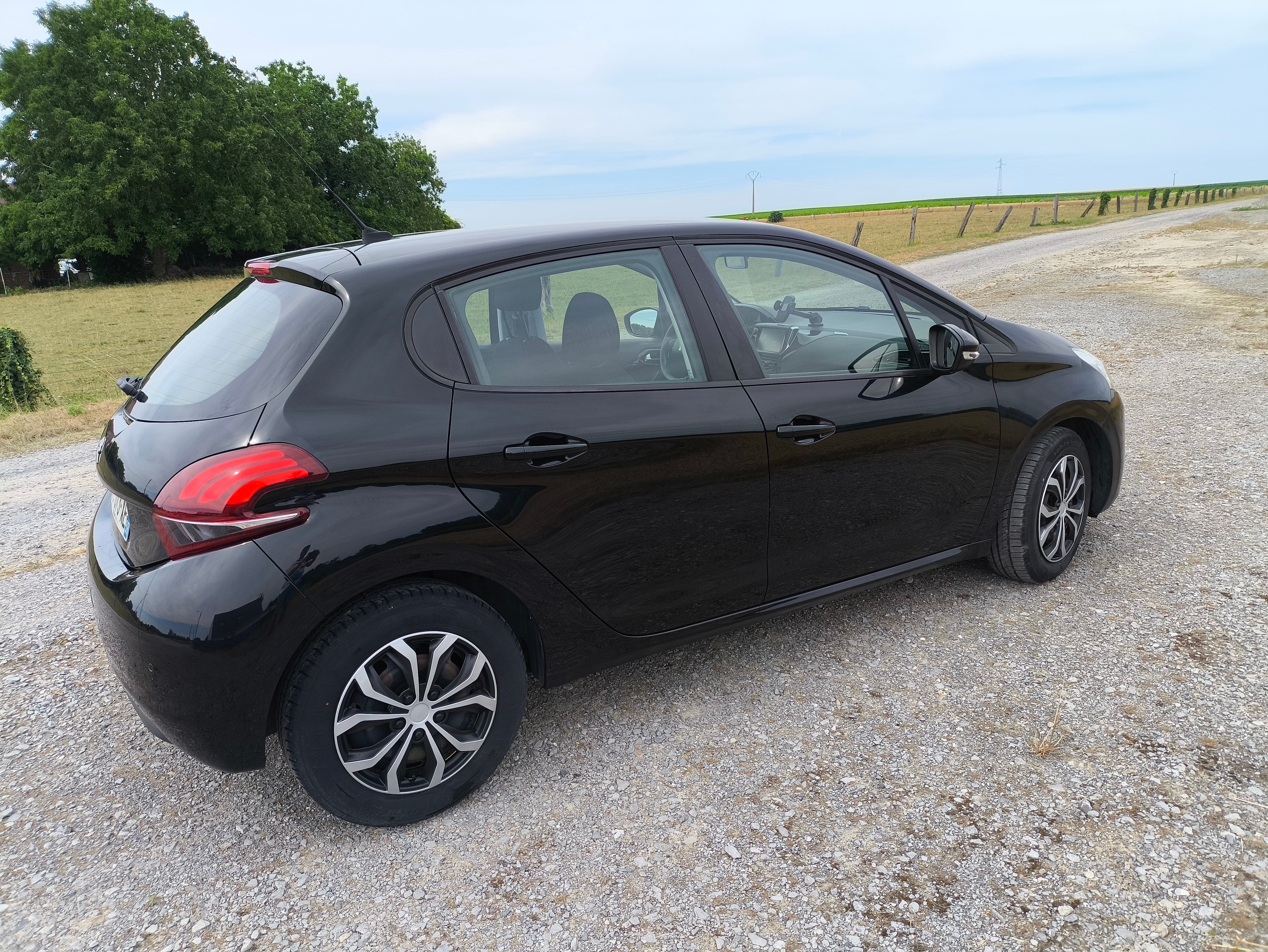 Peugeot 208 avec Caméra de recul