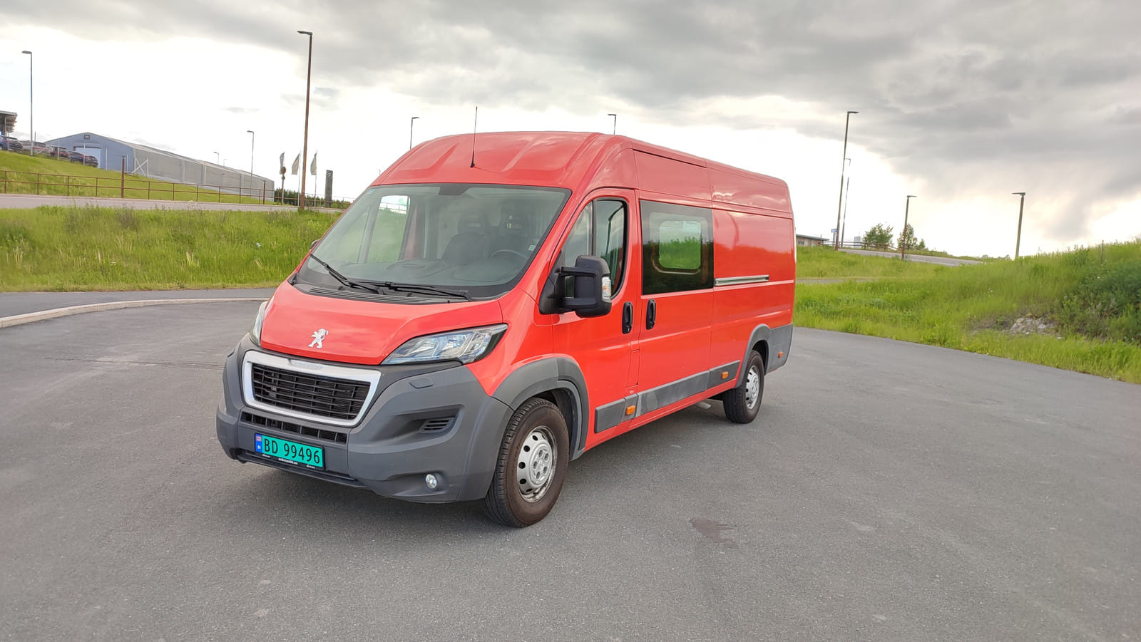 Peugeot Boxer with Snow tires