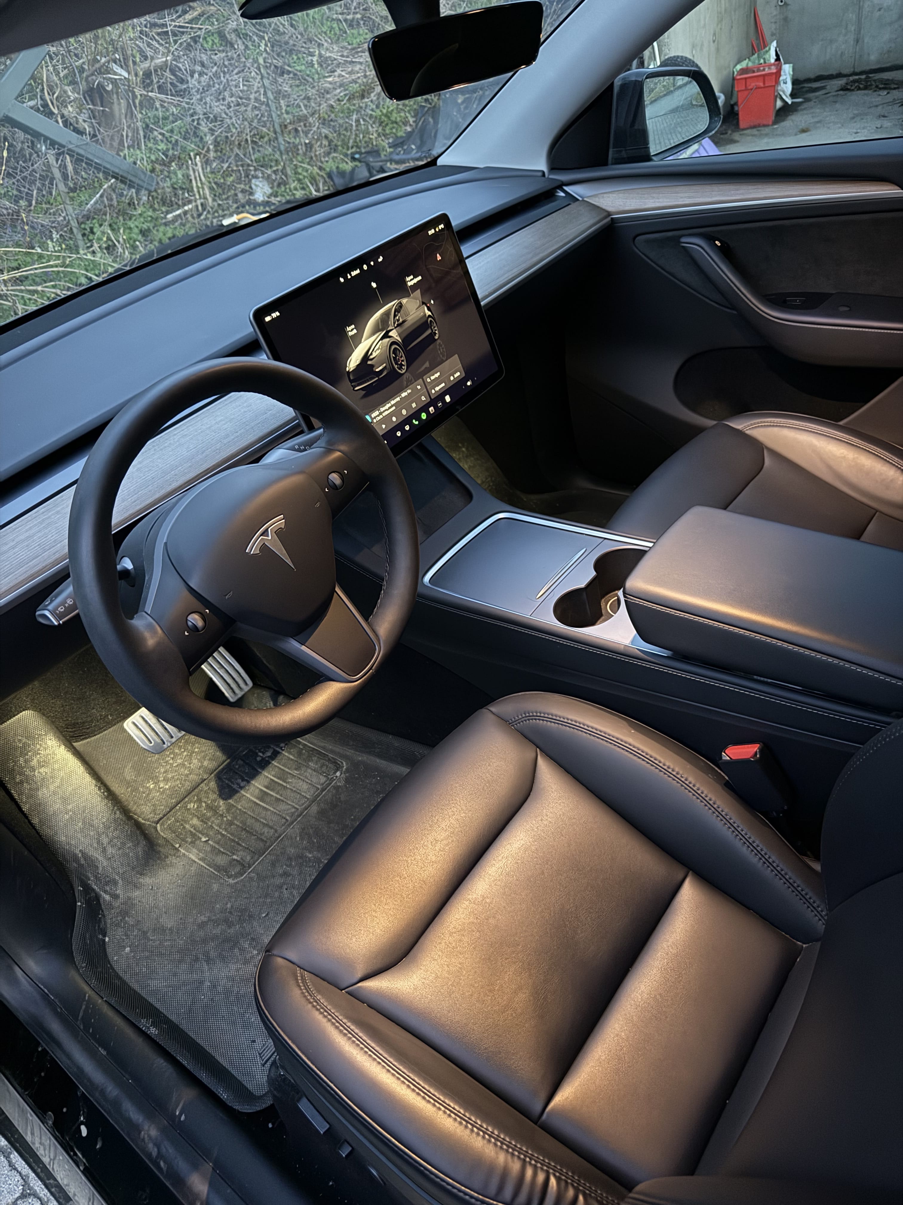 Tesla Model Y Performance med Cruisekontroll