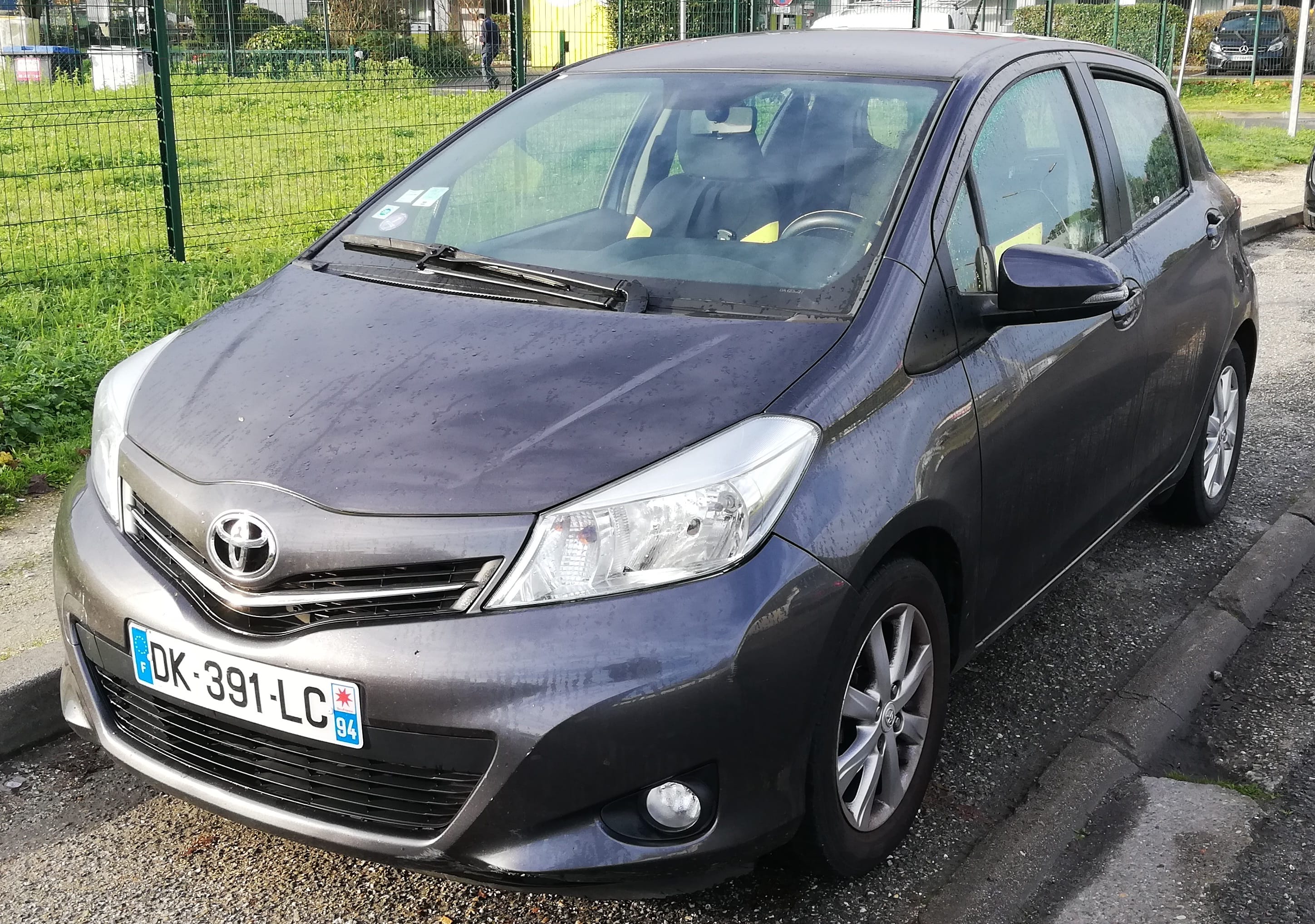 Toyota Yaris, 2014, Essence 95