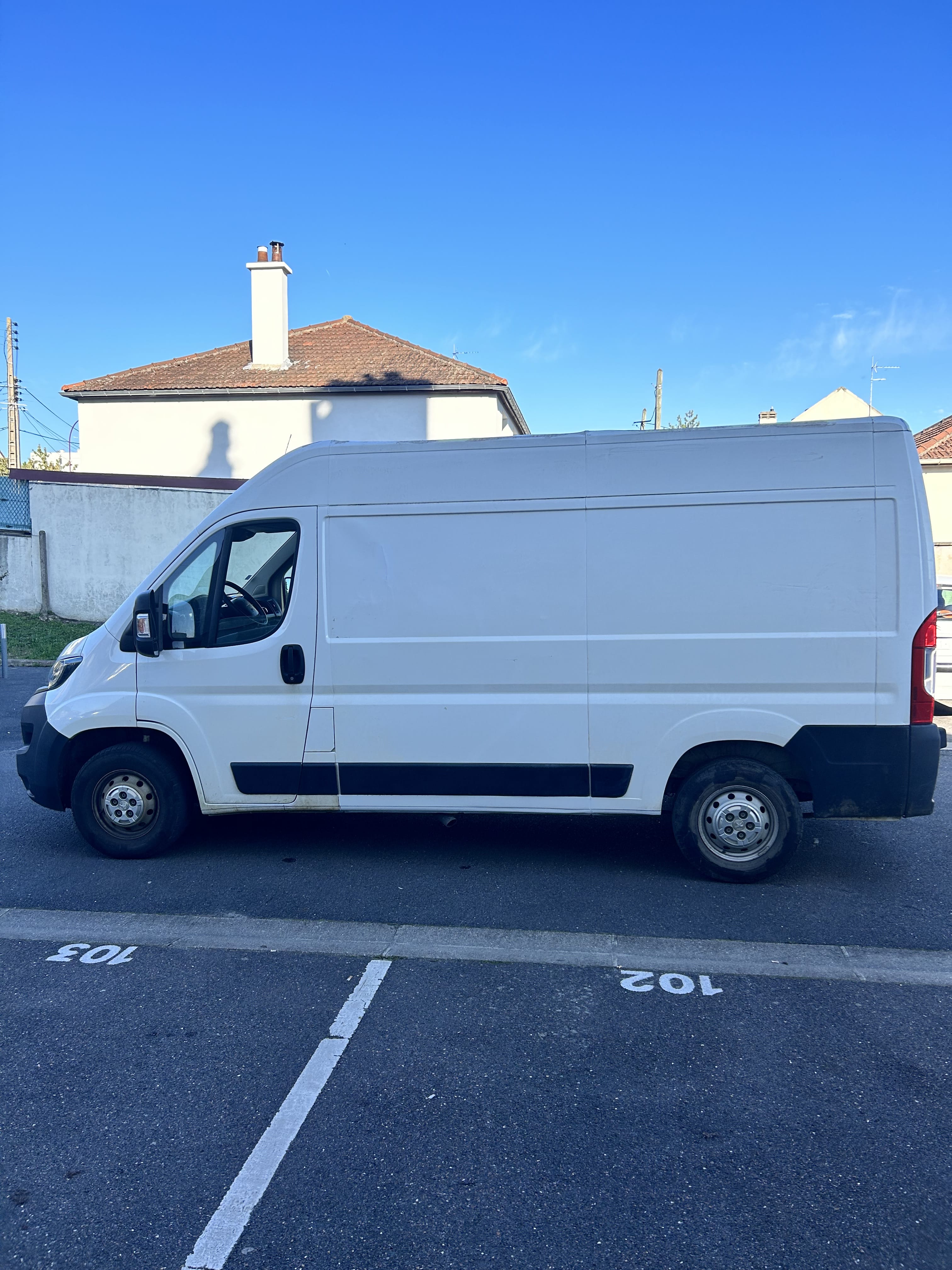 Peugeot Boxer L2H2 avec Climatisation