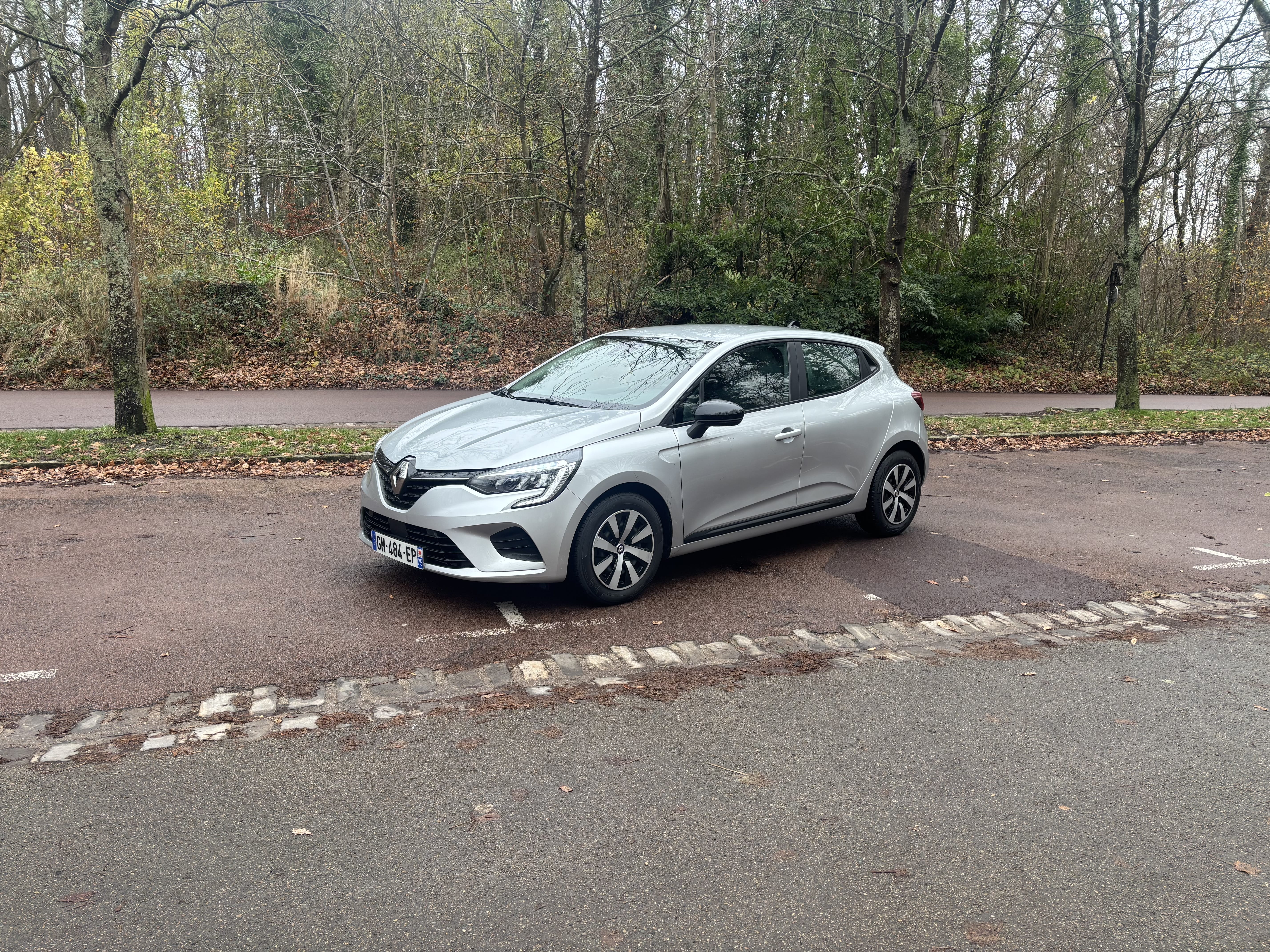 Renault Clio  /collège Henri Dunant/USB/Mosquée /90cv, 2023, Essence 95