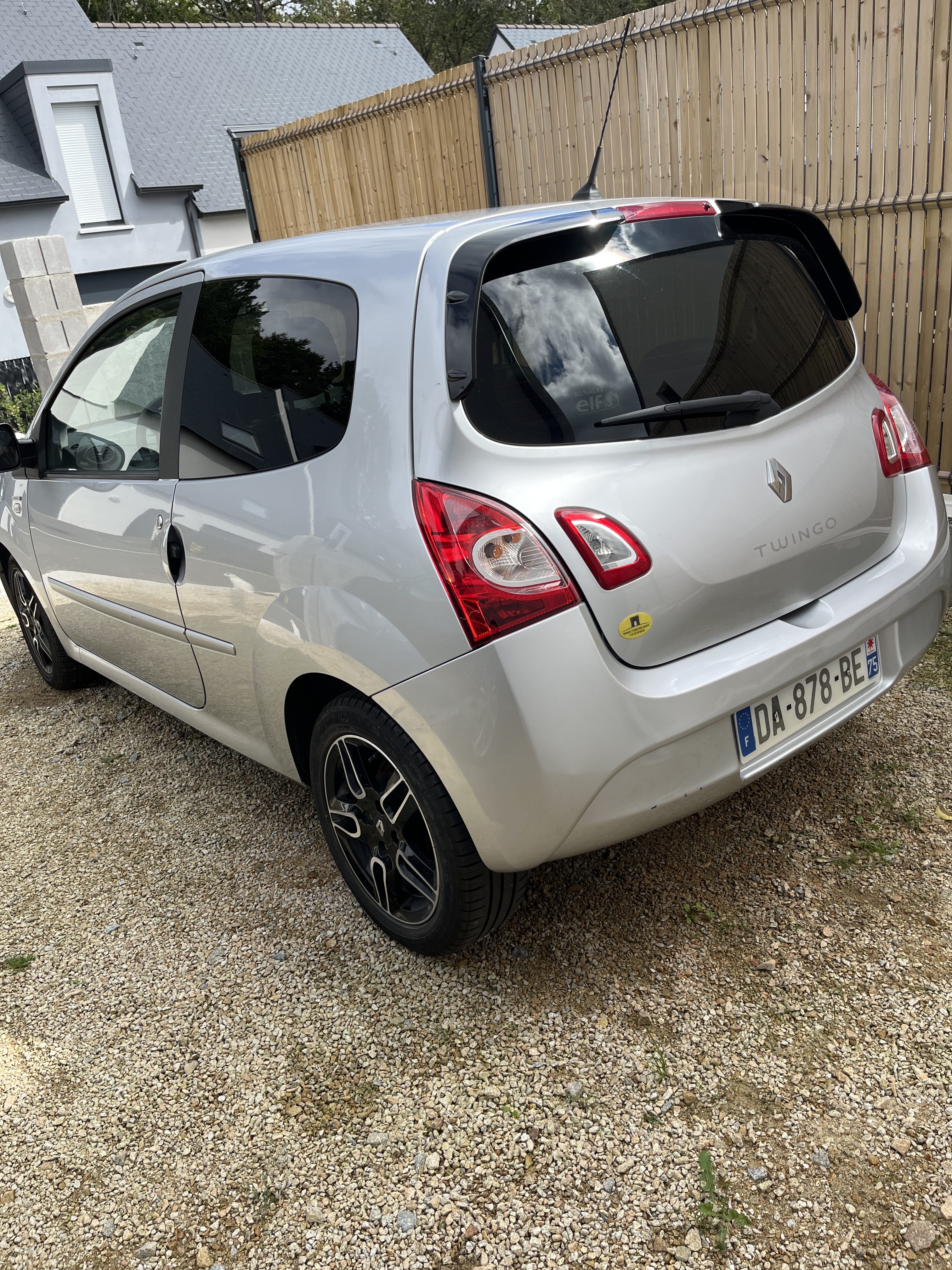 Renault Twingo 1,5 75CV avec Audio Bluetooth