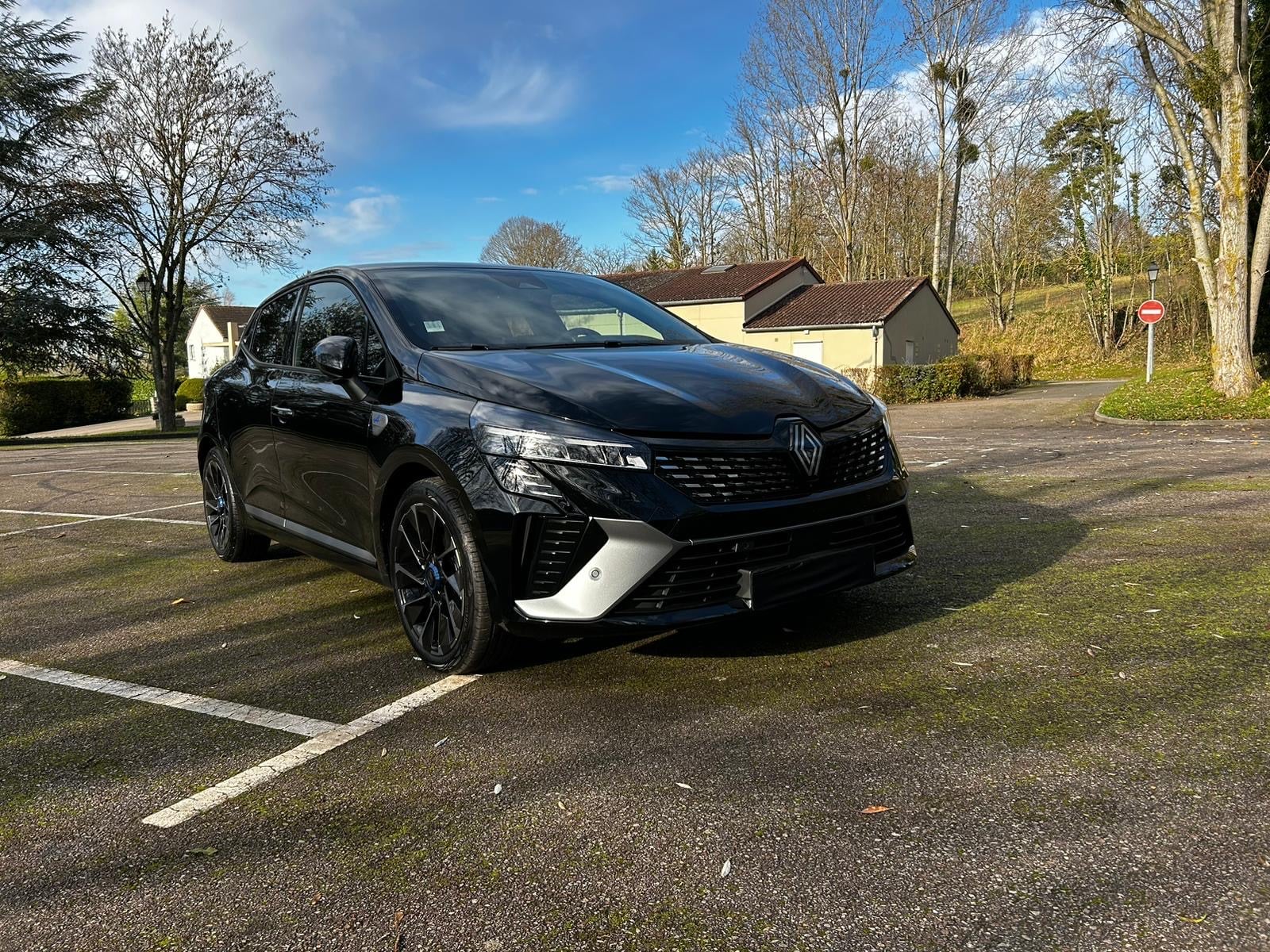 Renault Clio Alpine, 2025, Essence 95 / Électrique (hybride), automatique