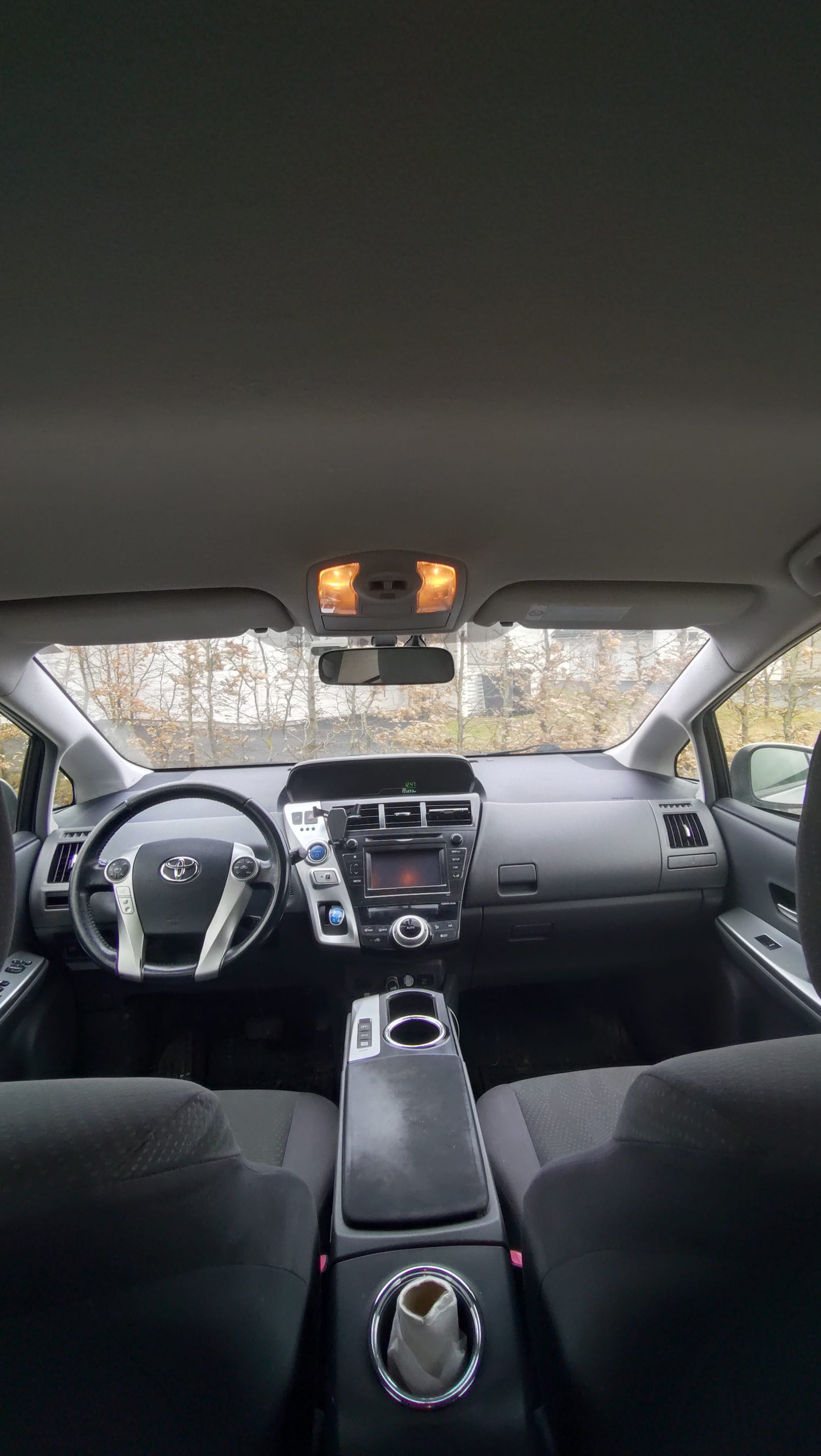 Toyota Prius + med Bluetooth audio