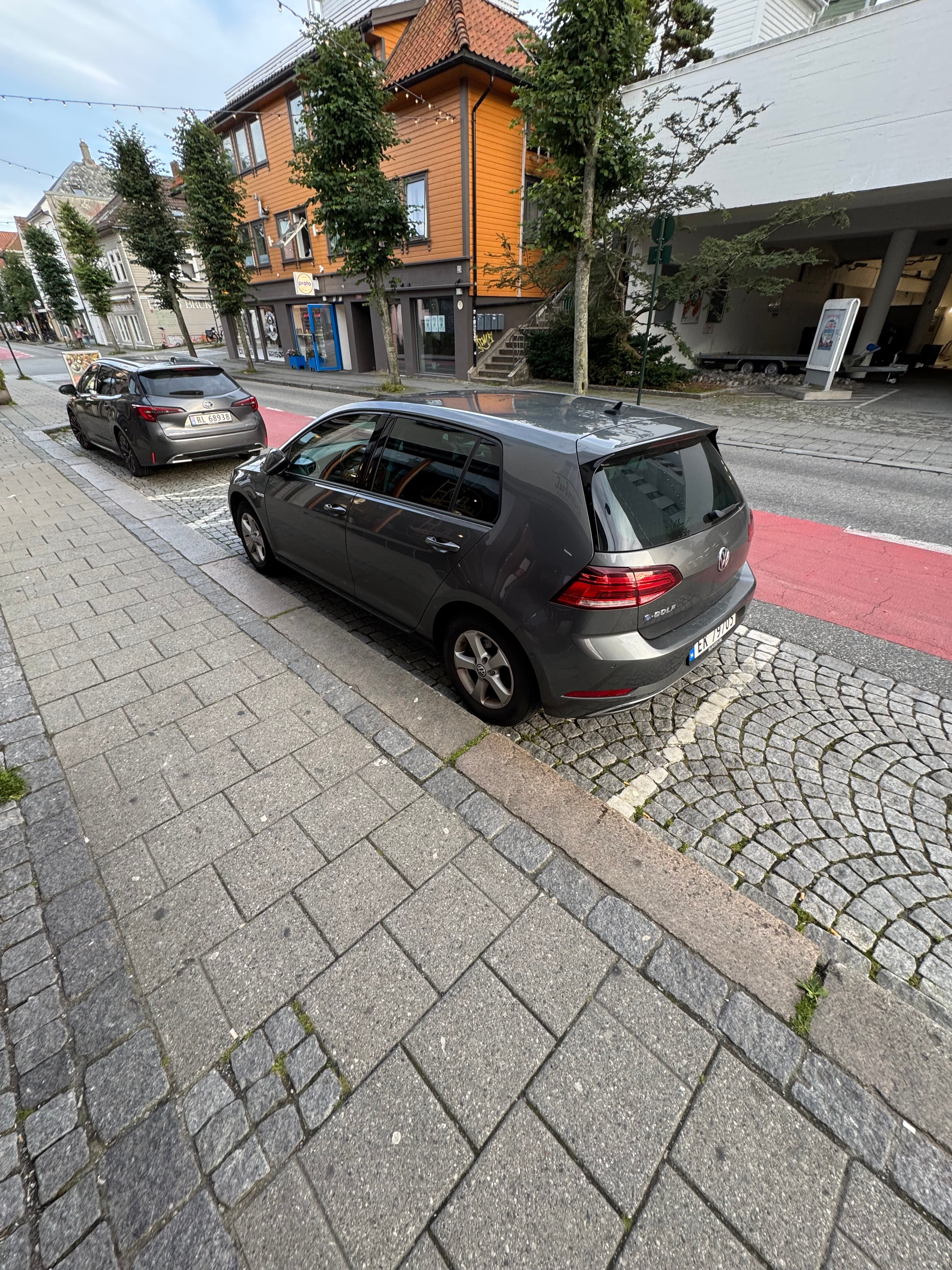 Volkswagen e-Golf SEL Premium med Ryggekamera